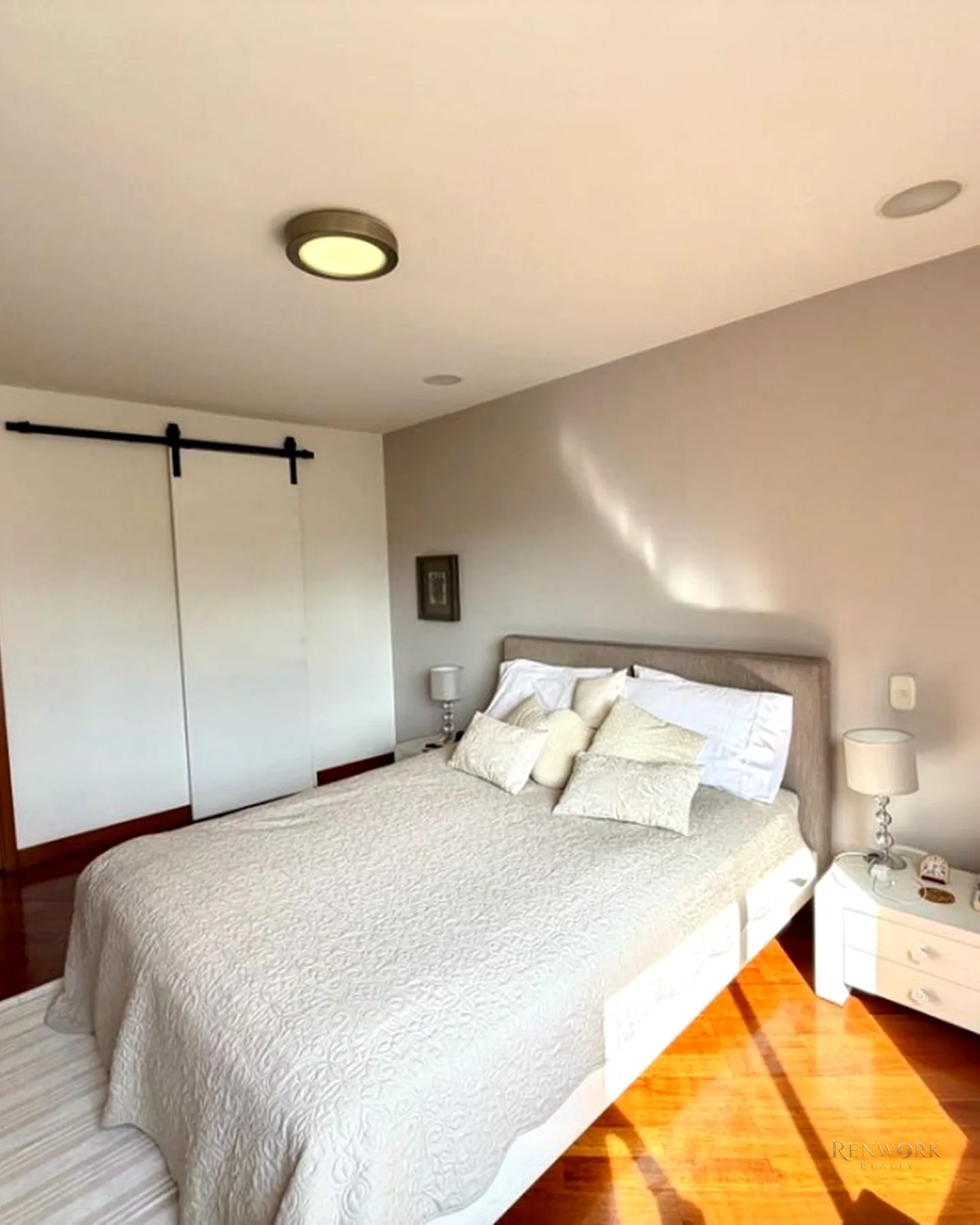 VENTA APARTAMENTO LOMA DE LAS SANTAS EL POBLADO MEDELLÍN · foto 5