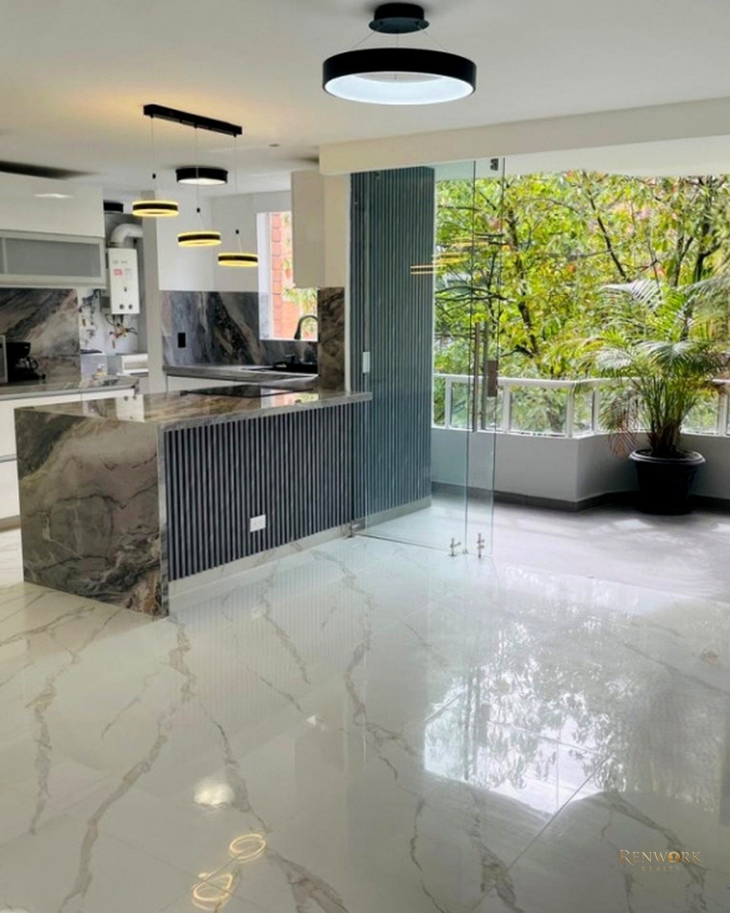 Vista de VENTA APARTAMENTO LOMA LAS SANTAS EN EL POBLADO PARA INVERSIONISTA