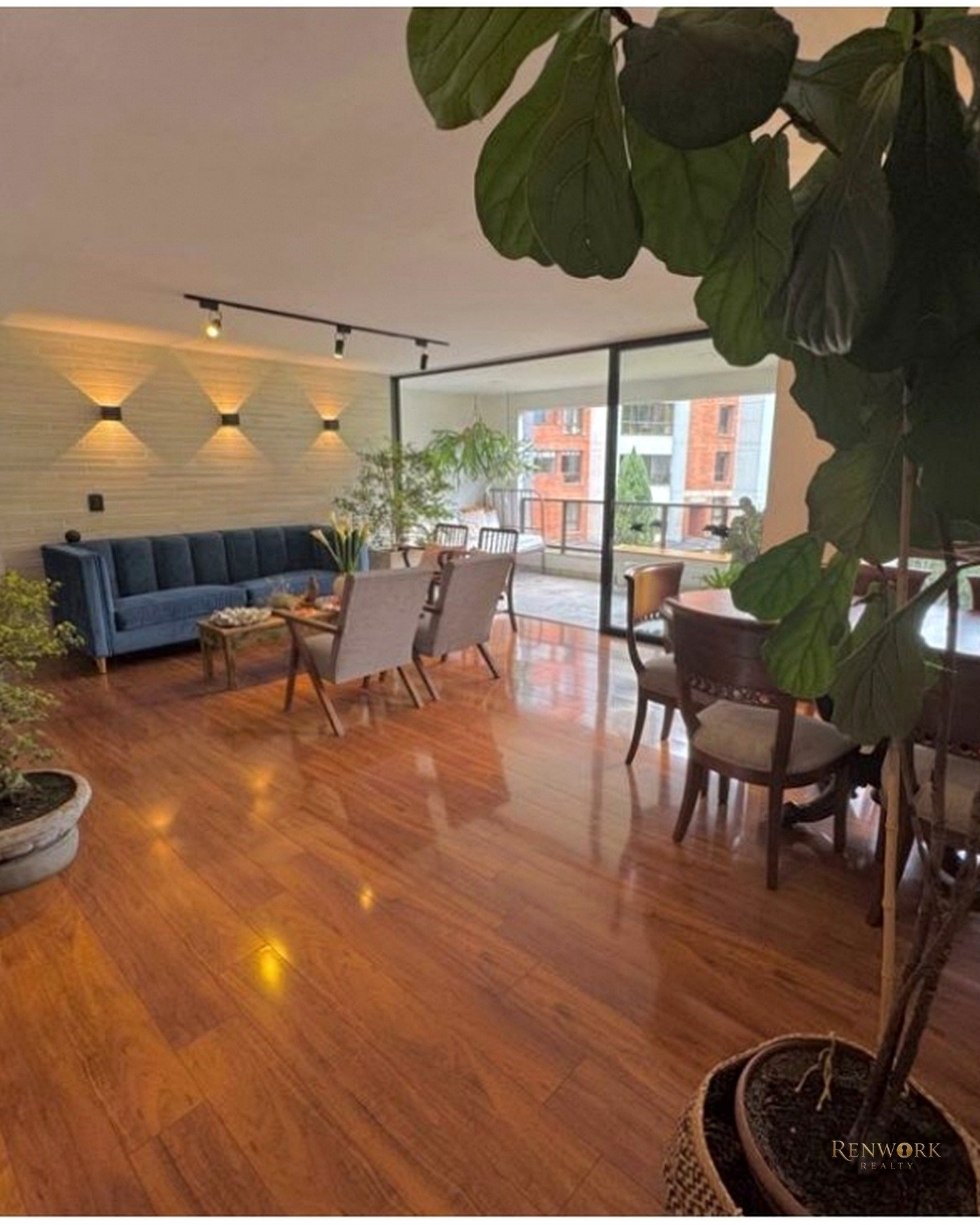 VENTA APARTAMENTO MEDELLÍN EL POBLADO EL DIAMANTE II · foto 3