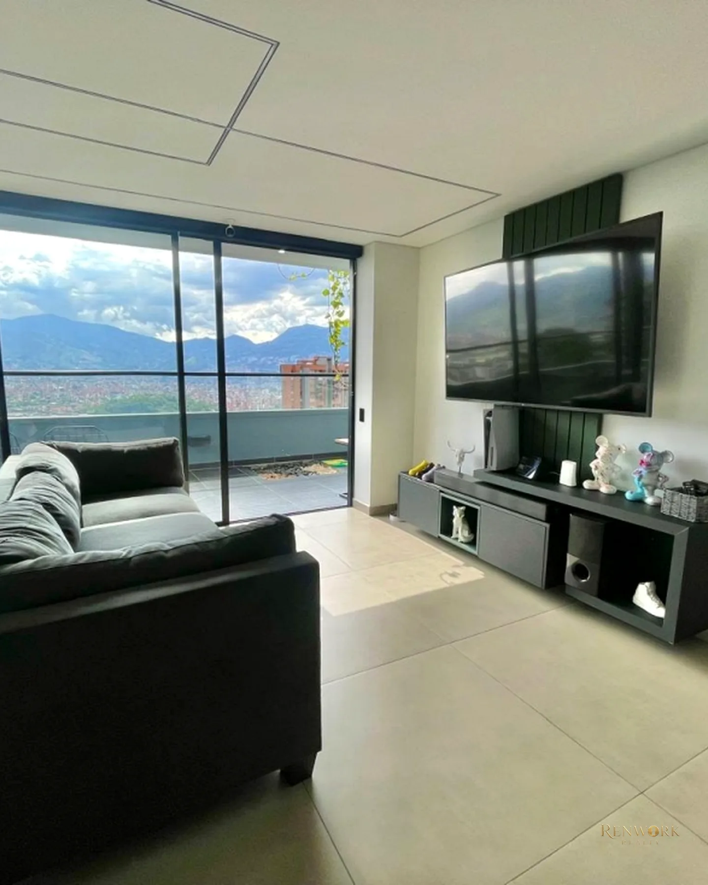 VENTA APARTAMENTO MODERNO EL POBLADO LAS PALMAS - VISTA PANORÁMICA · foto 2