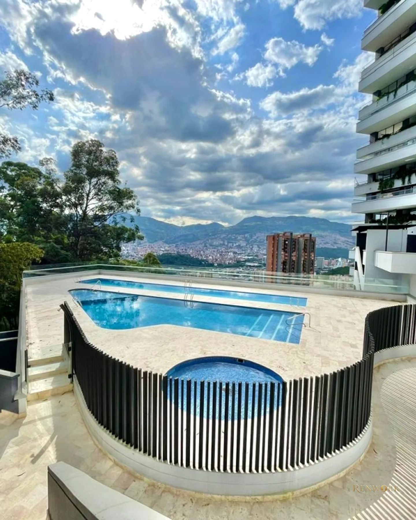 VENTA APARTAMENTO MODERNO EL POBLADO LAS PALMAS - VISTA PANORÁMICA · foto 20