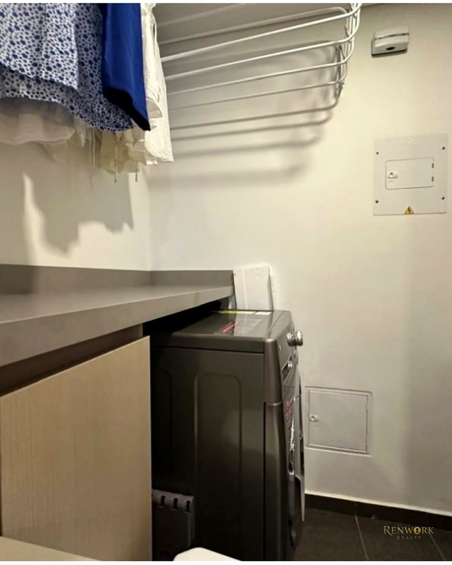 VENTA APARTAMENTO MODERNO POBLADO CERCA A PALMAS - ARRIBA DEL INTER · foto 8