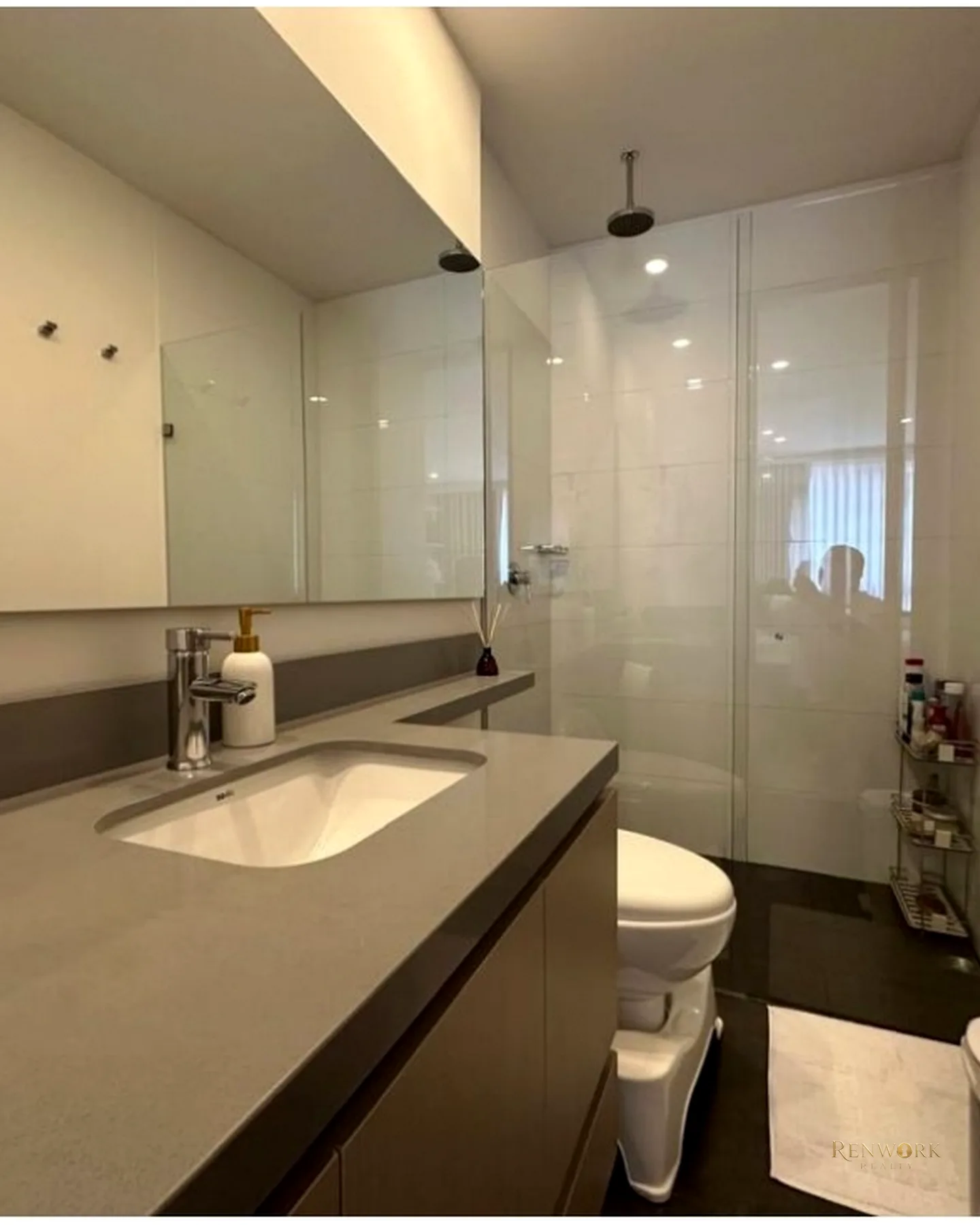 VENTA APARTAMENTO MODERNO POBLADO CERCA A PALMAS - ARRIBA DEL INTER · foto 21