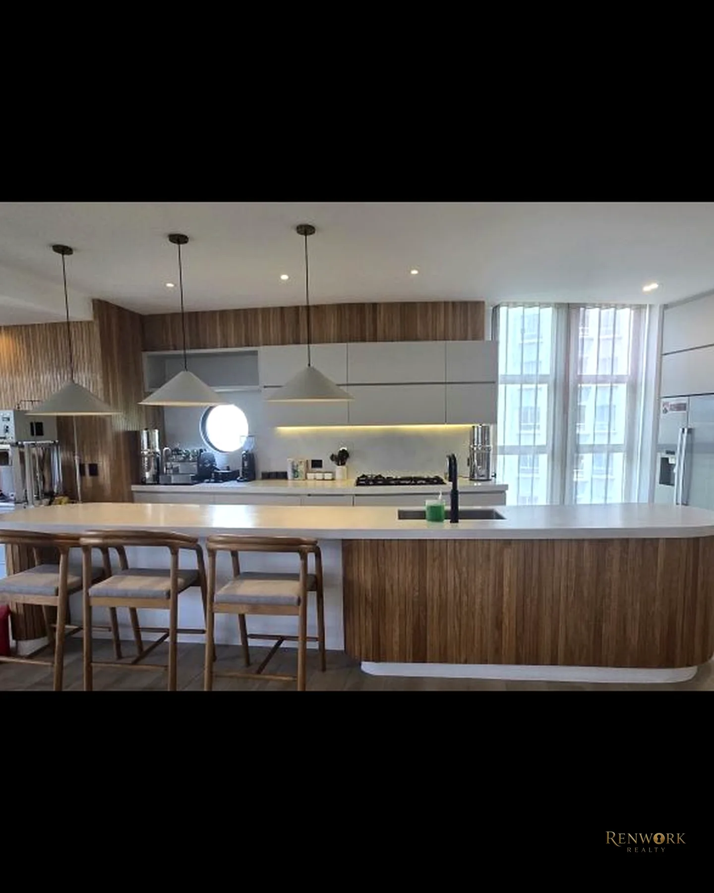 VENTA APARTAMENTO MODERNO POBLADO PROVENZA · foto 3