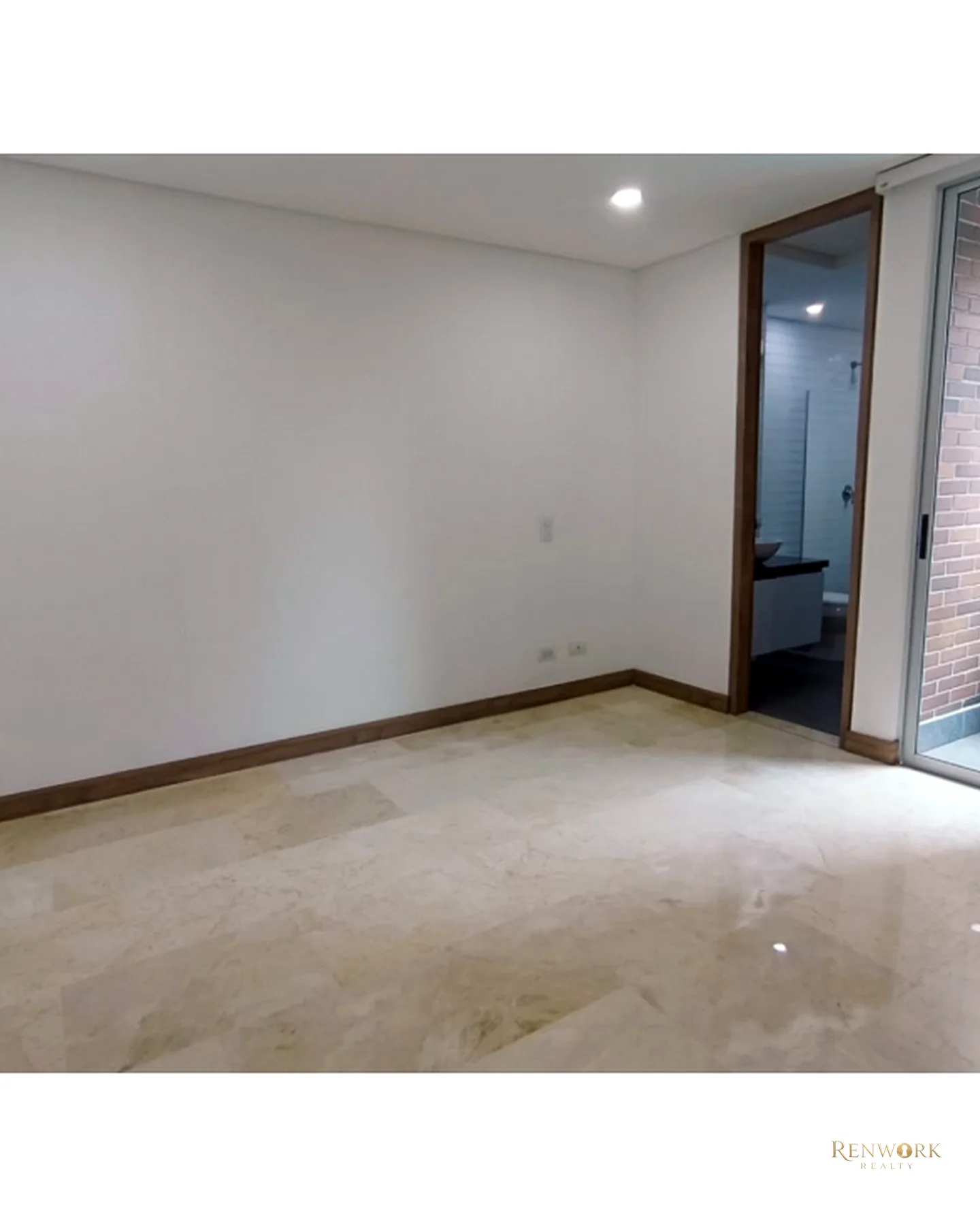 VENTA APARTAMENTO, POBLADO CASTROPOL · foto 4