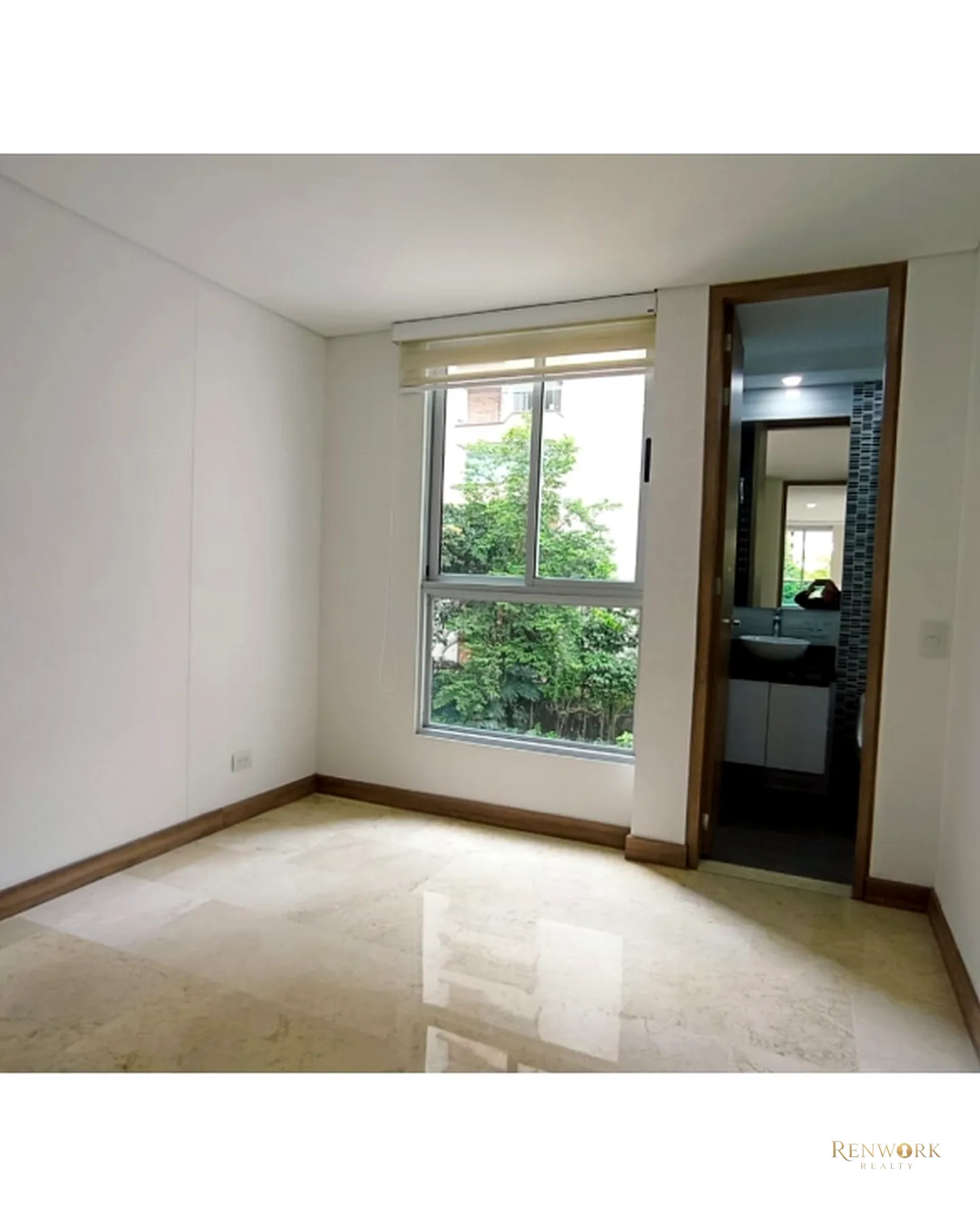 VENTA APARTAMENTO, POBLADO CASTROPOL · foto 5