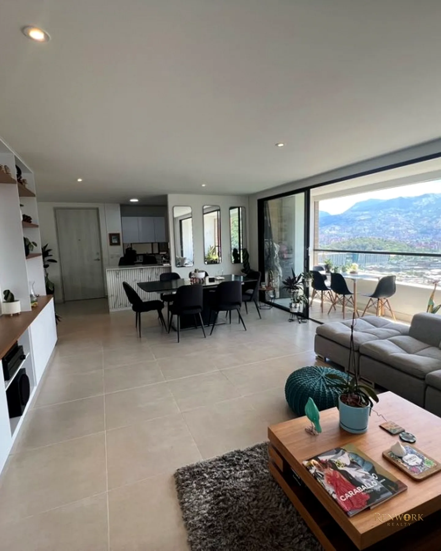 VENTA APARTAMENTO POBLADO CASTROPOL · foto 3