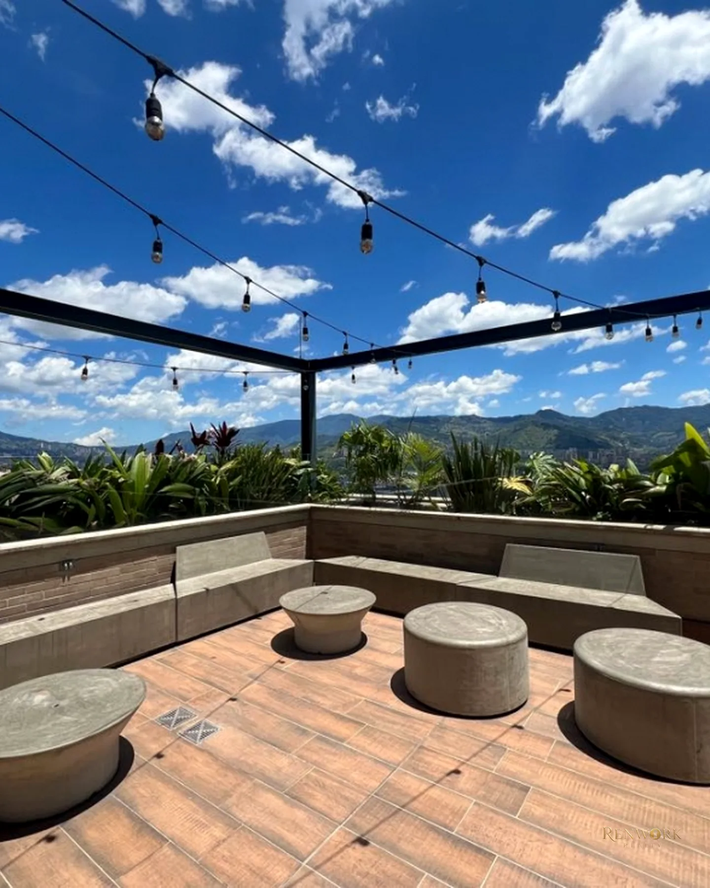 VENTA APARTAMENTO POBLADO CASTROPOL · foto 16