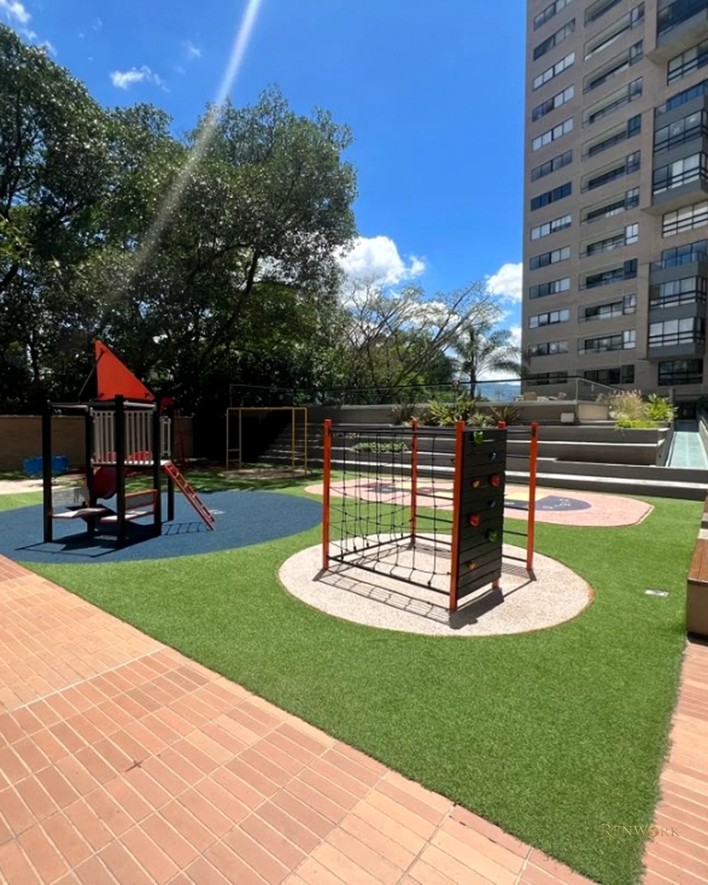 VENTA APARTAMENTO POBLADO CASTROPOL · foto 15