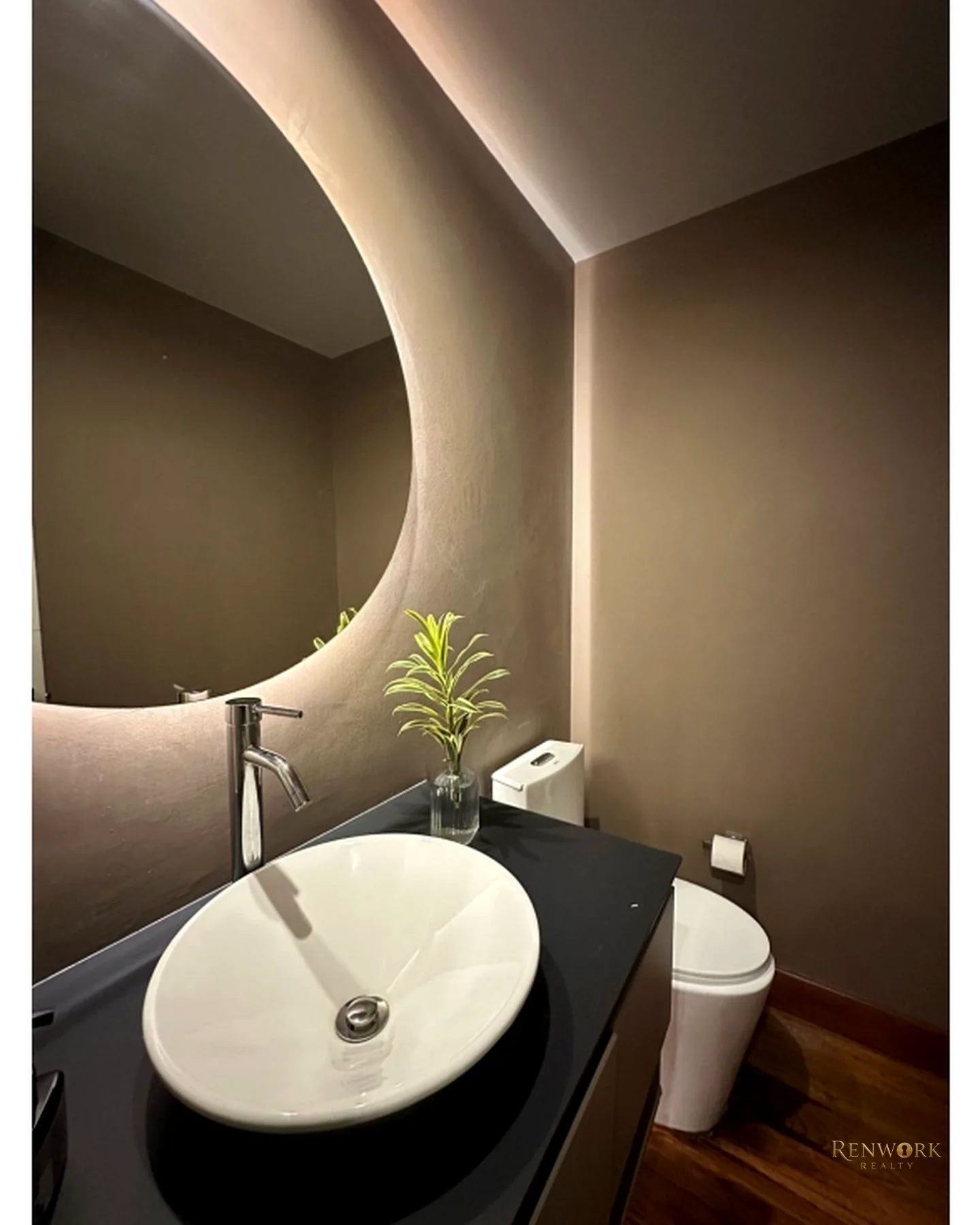 VENTA APARTAMENTO POBLADO CERCA AL TESORO · foto 8
