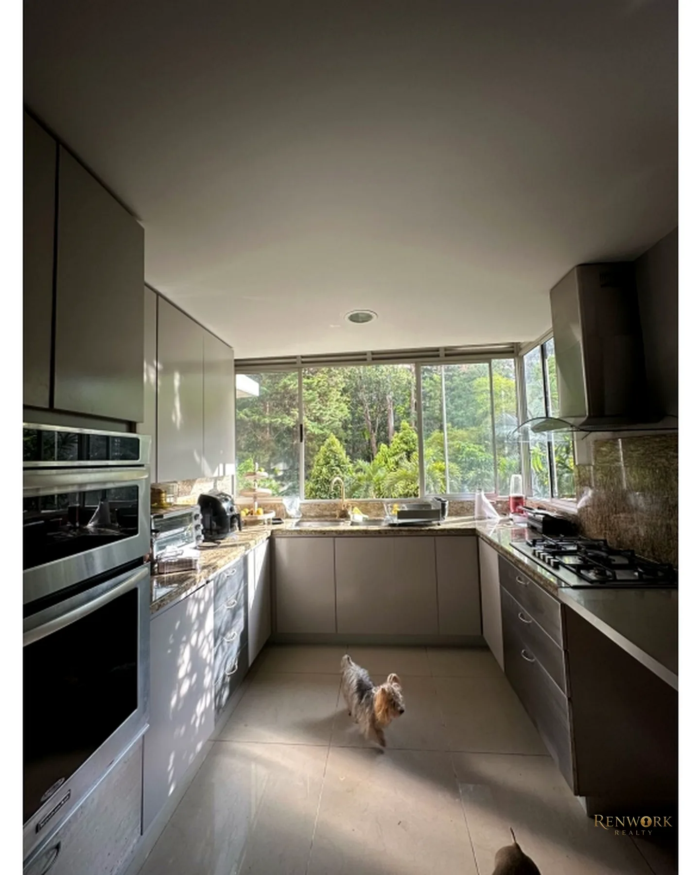 VENTA APARTAMENTO POBLADO CERCA AL TESORO · foto 5