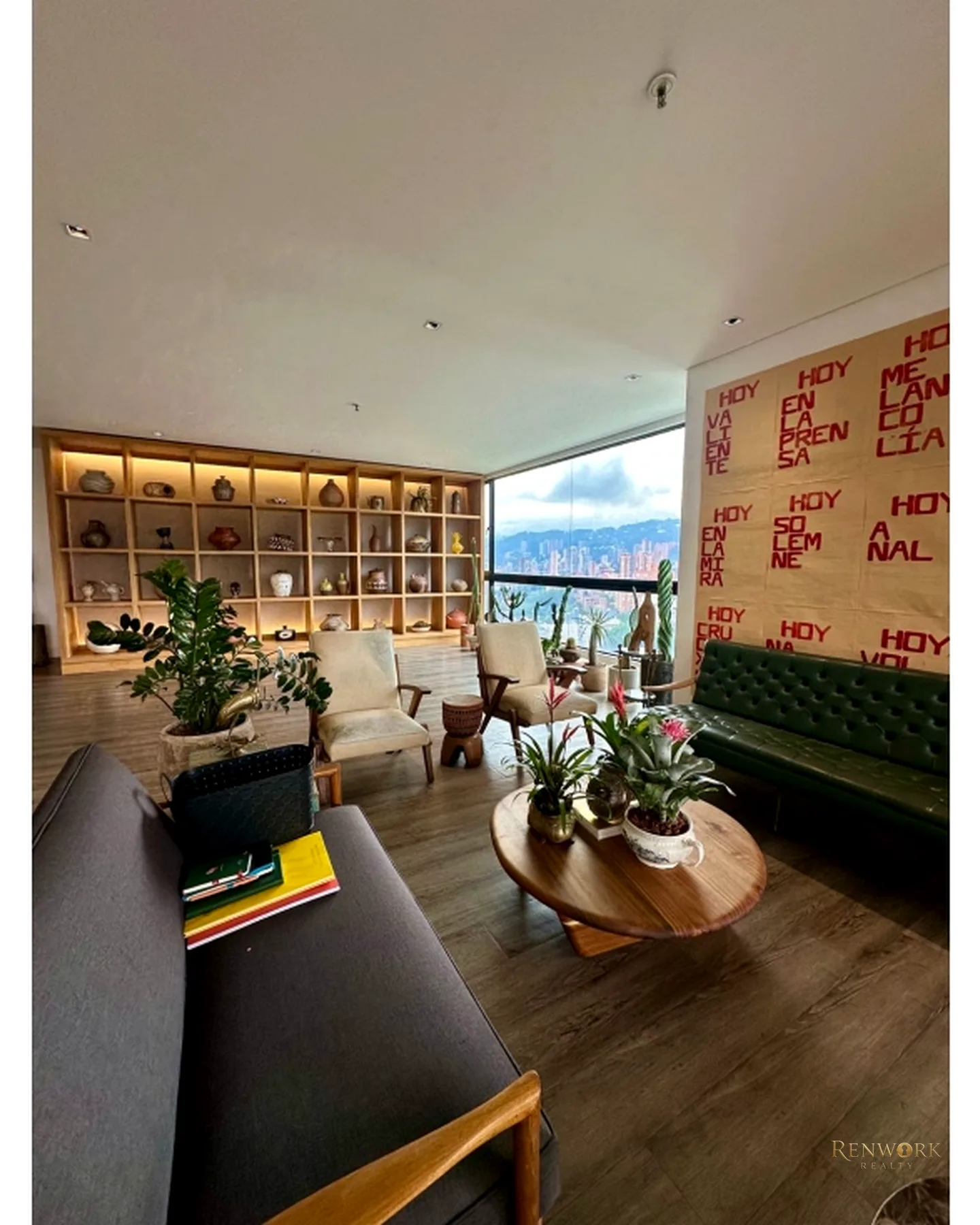 VENTA APARTAMENTO POBLADO · foto 2