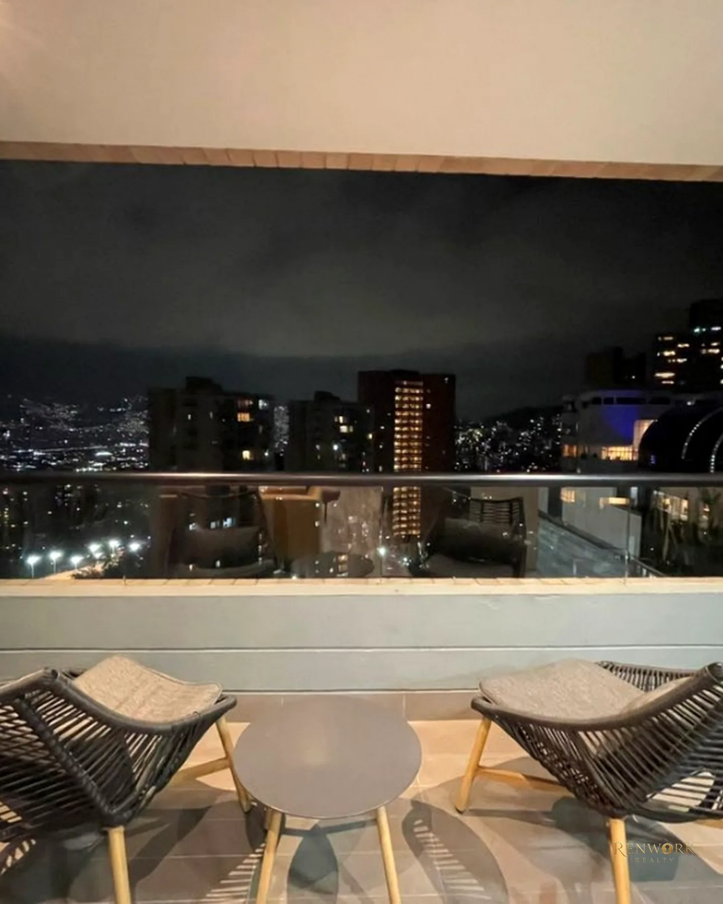 VENTA APARTAMENTO POBLADO · foto 9