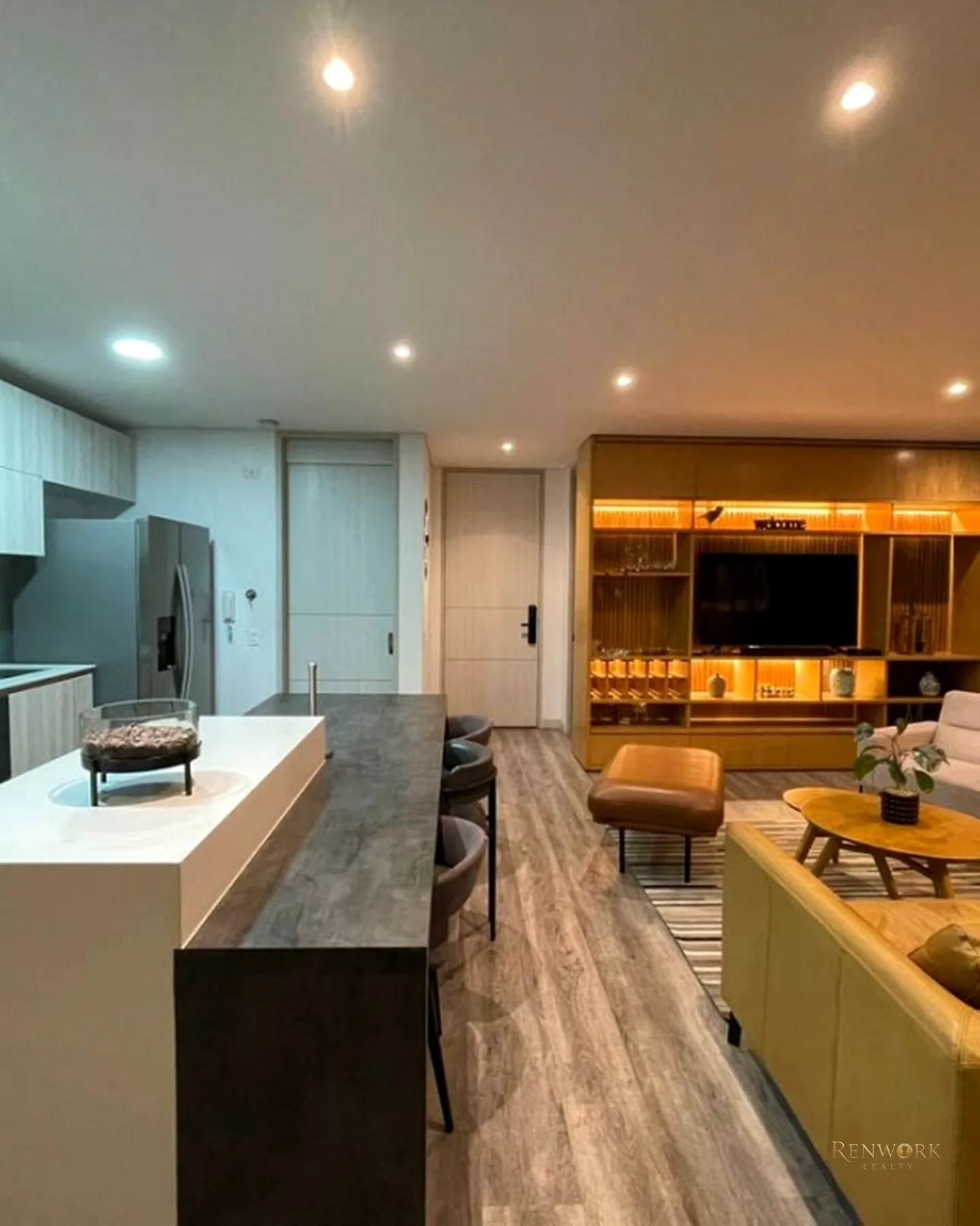 VENTA APARTAMENTO POBLADO · foto 2