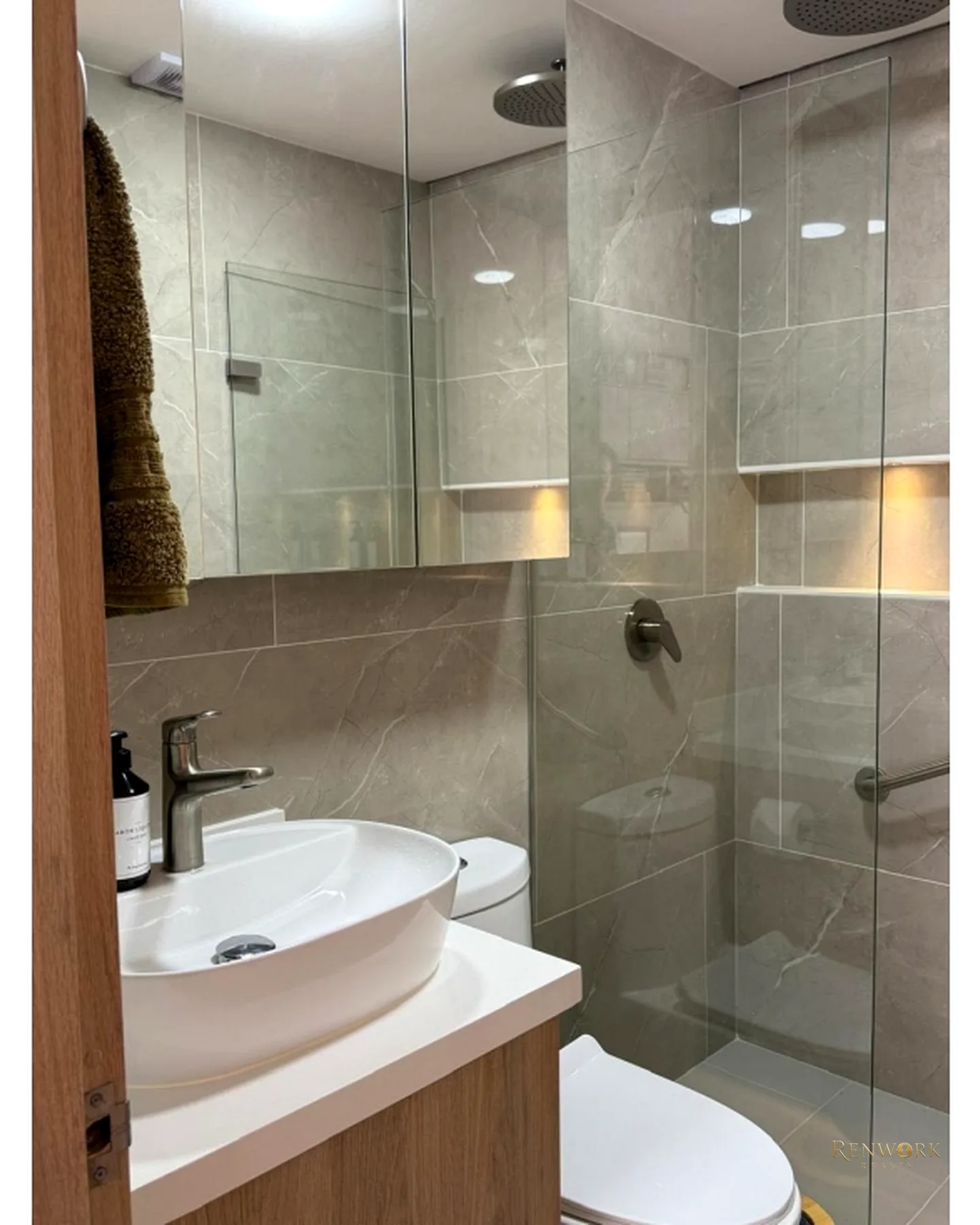 VENTA APARTAMENTO POBLADO EL TESORO · foto 8