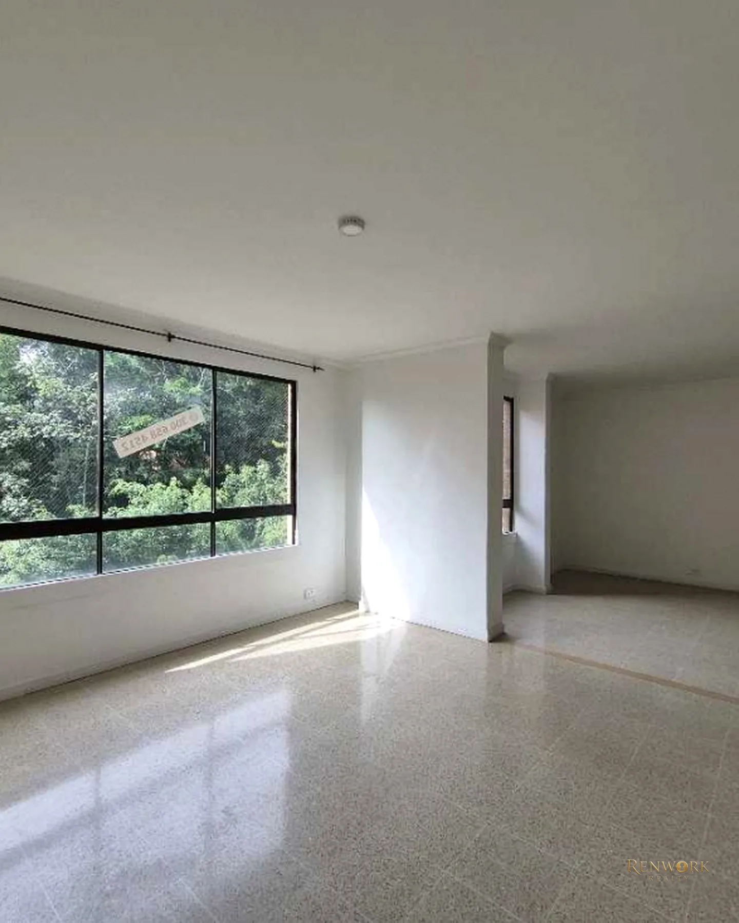 VENTA APARTAMENTO POBLADO LOMA DEL TESORO - PARA REMODELAR · foto 5