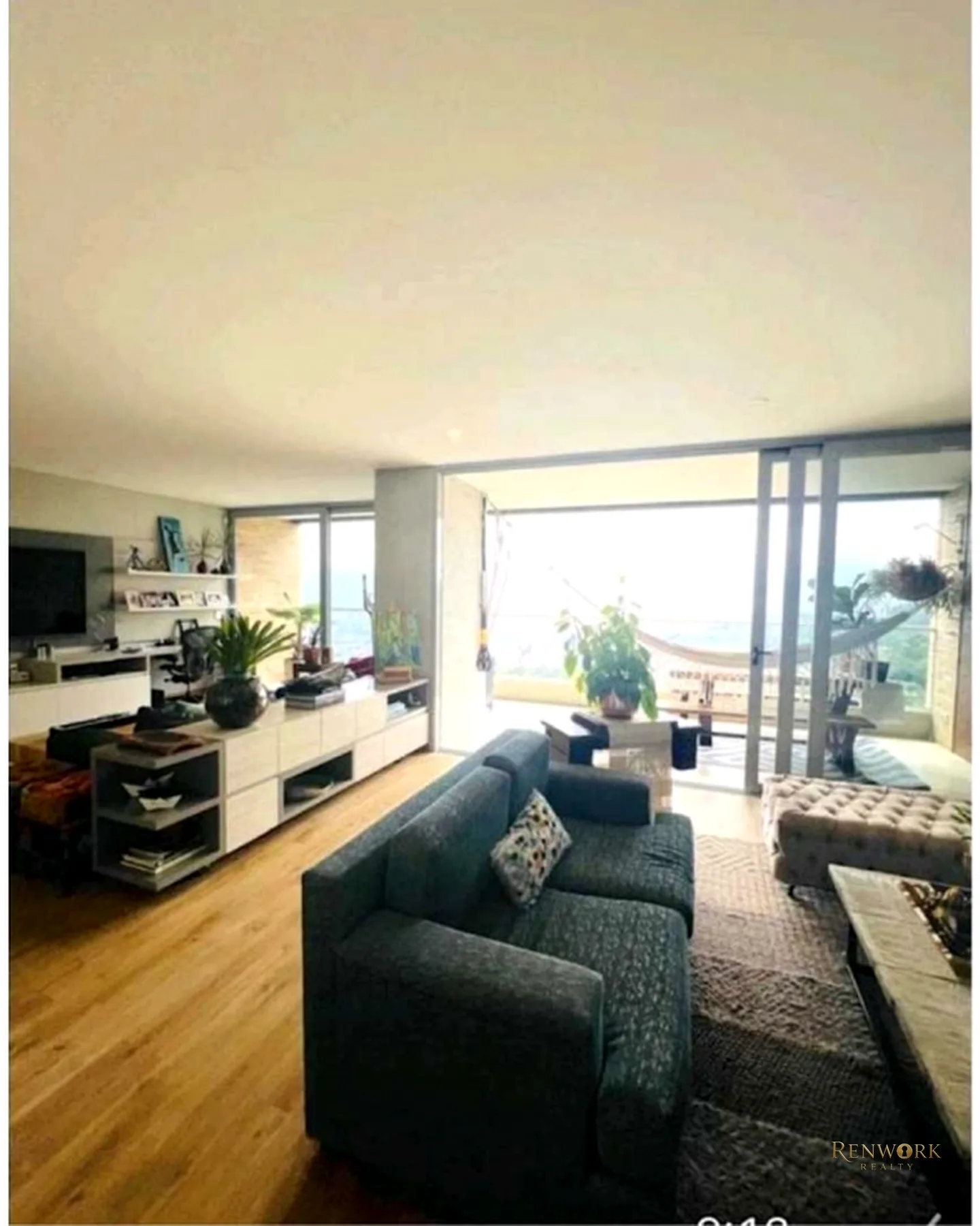 VENTA APARTAMENTO PREMIUM ALTOS DEL POBLADO VISTA ABIERTA A CIUDAD · foto 2