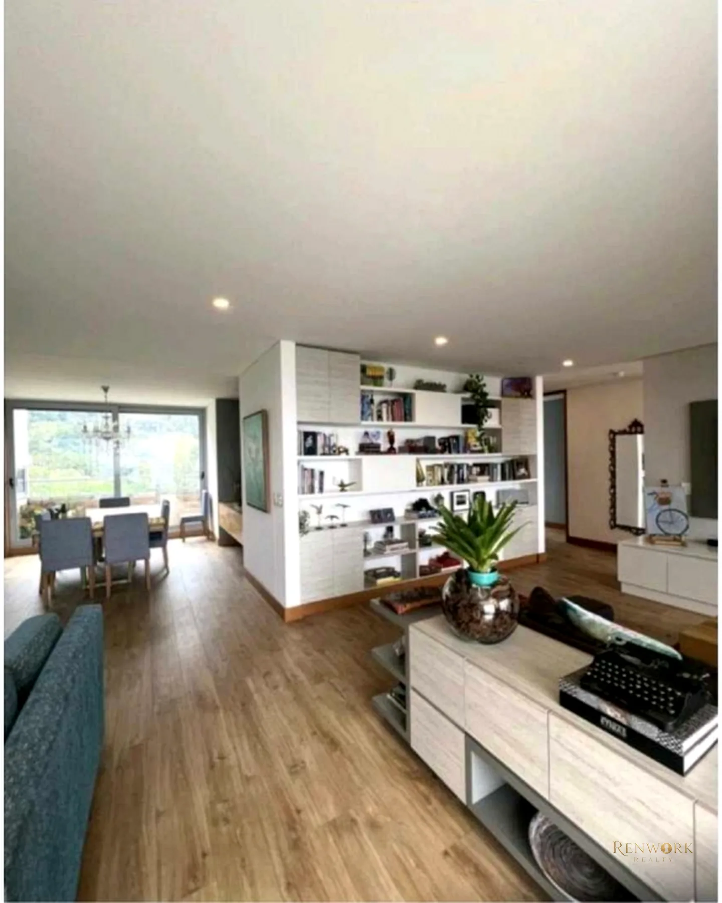 VENTA APARTAMENTO PREMIUM ALTOS DEL POBLADO VISTA ABIERTA A CIUDAD · foto 4