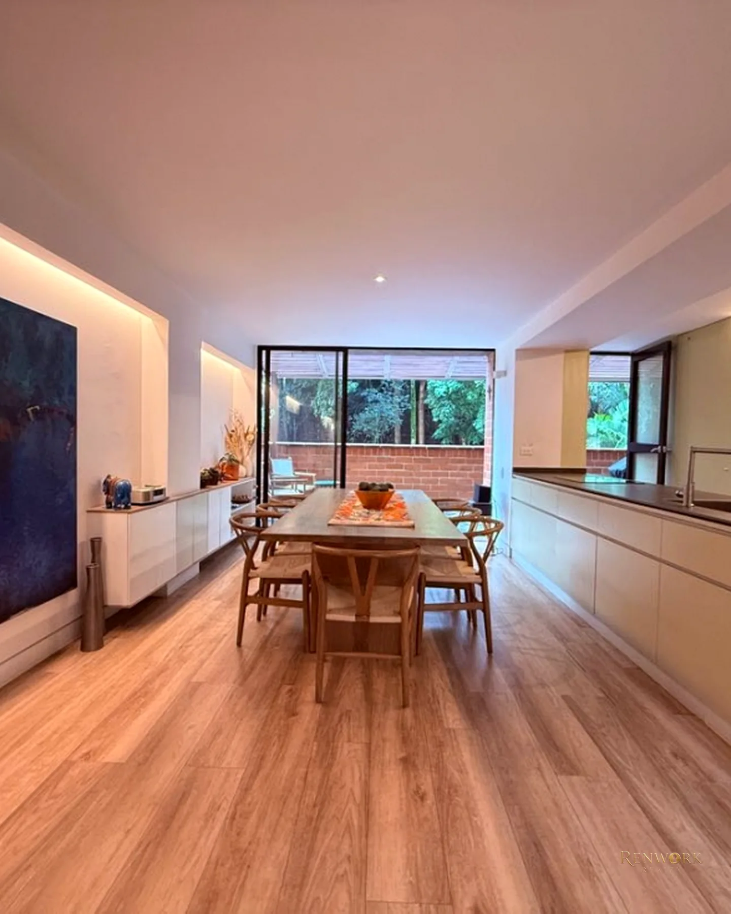 VENTA APARTAMENTO REMODELADO CERCA A AMSTERDAM · foto 2