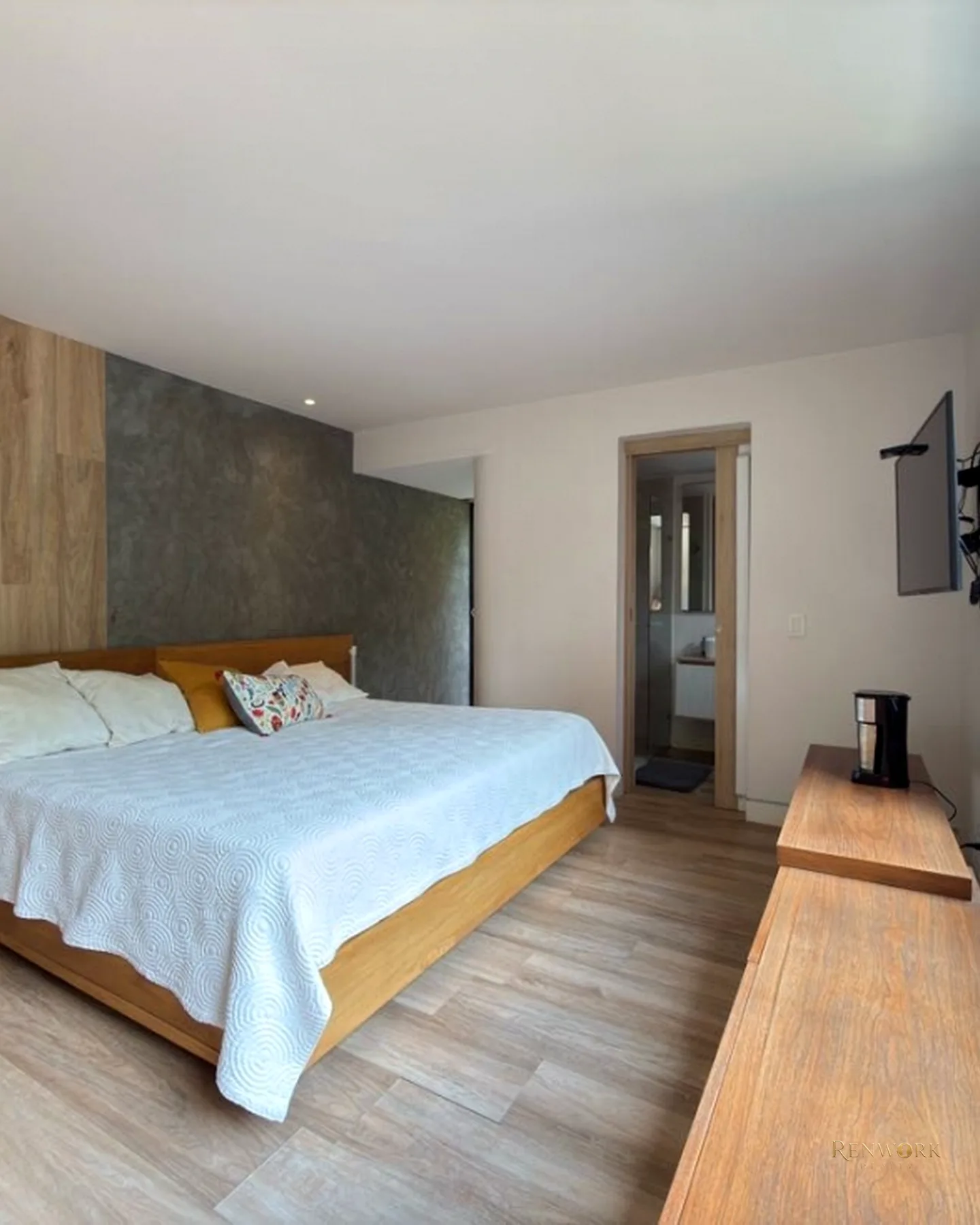VENTA APARTAMENTO REMODELADO CERCA A AMSTERDAM · foto 5