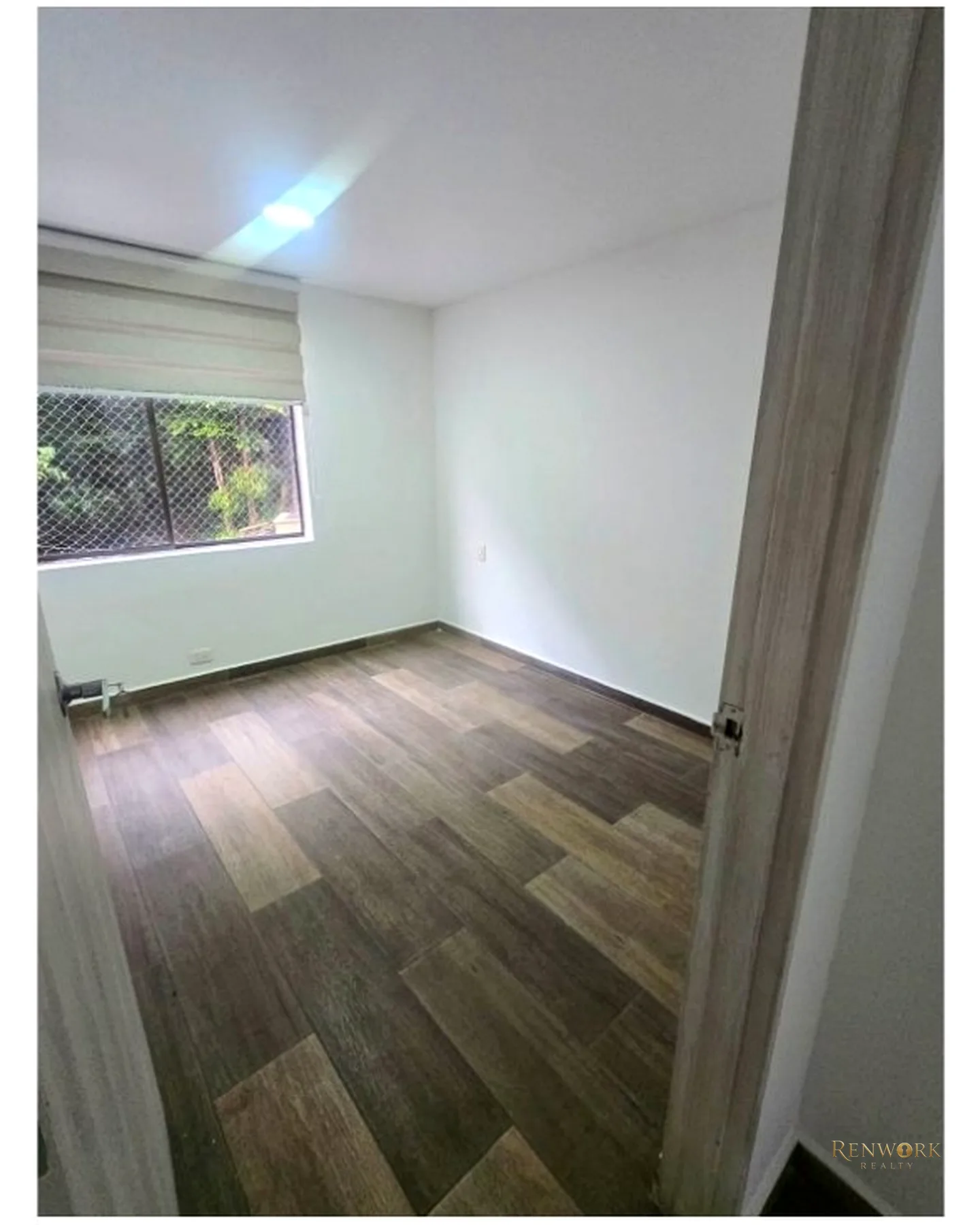 VENTA APARTAMENTO REMODELADO EN CASTROPOL · foto 7