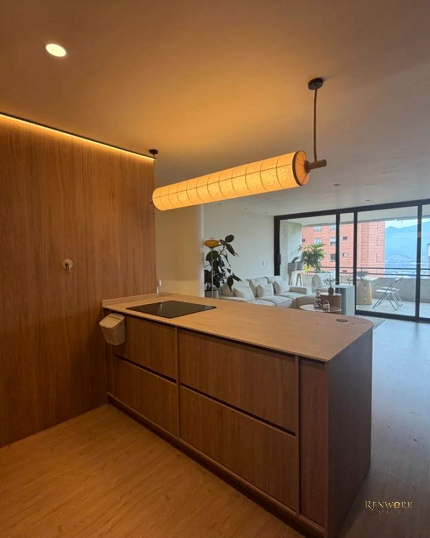 VENTA APARTAMENTO REMODELADO LOMA DEL TESORO · foto 5