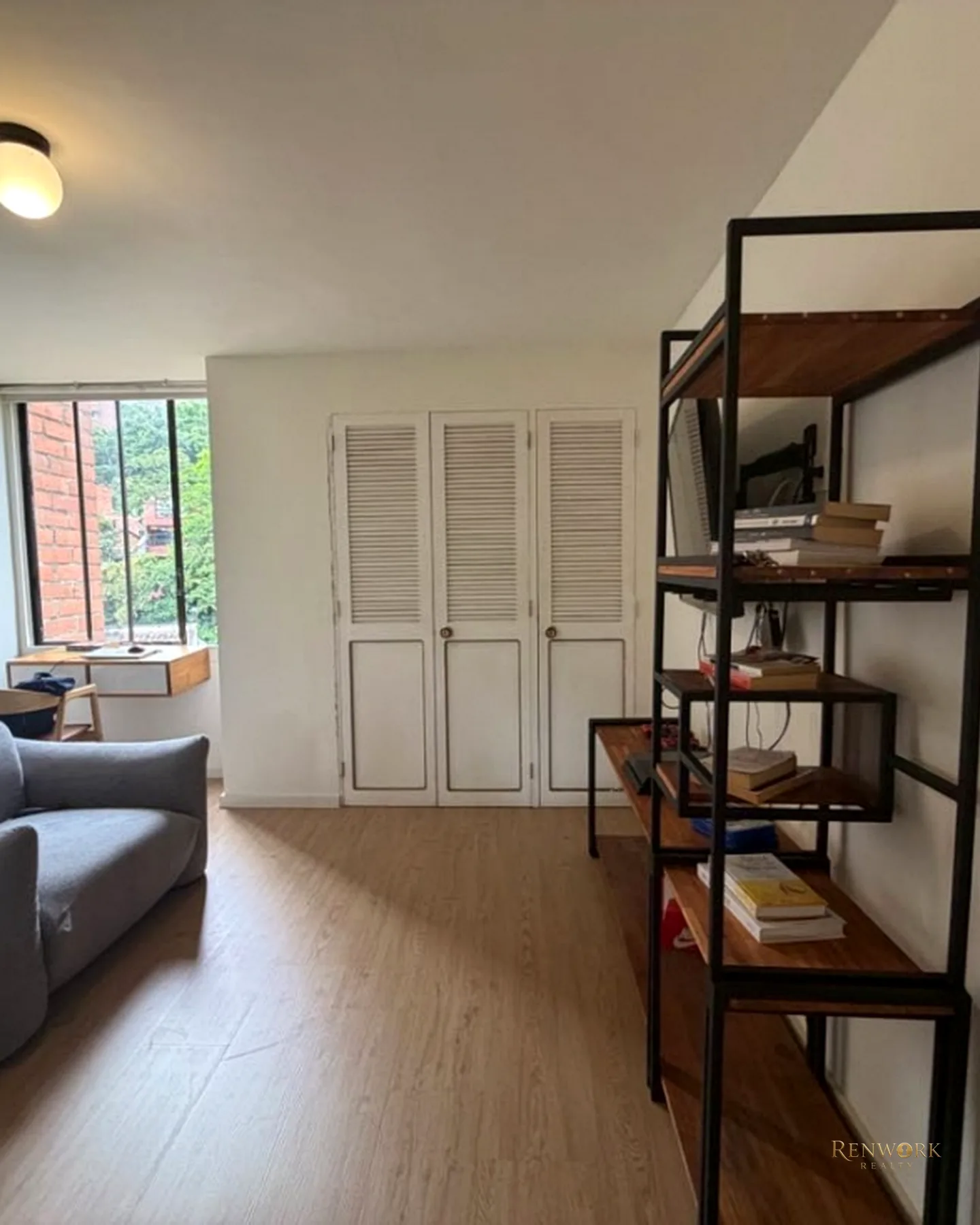 VENTA APARTAMENTO REMODELADO LOMA DEL TESORO · foto 8