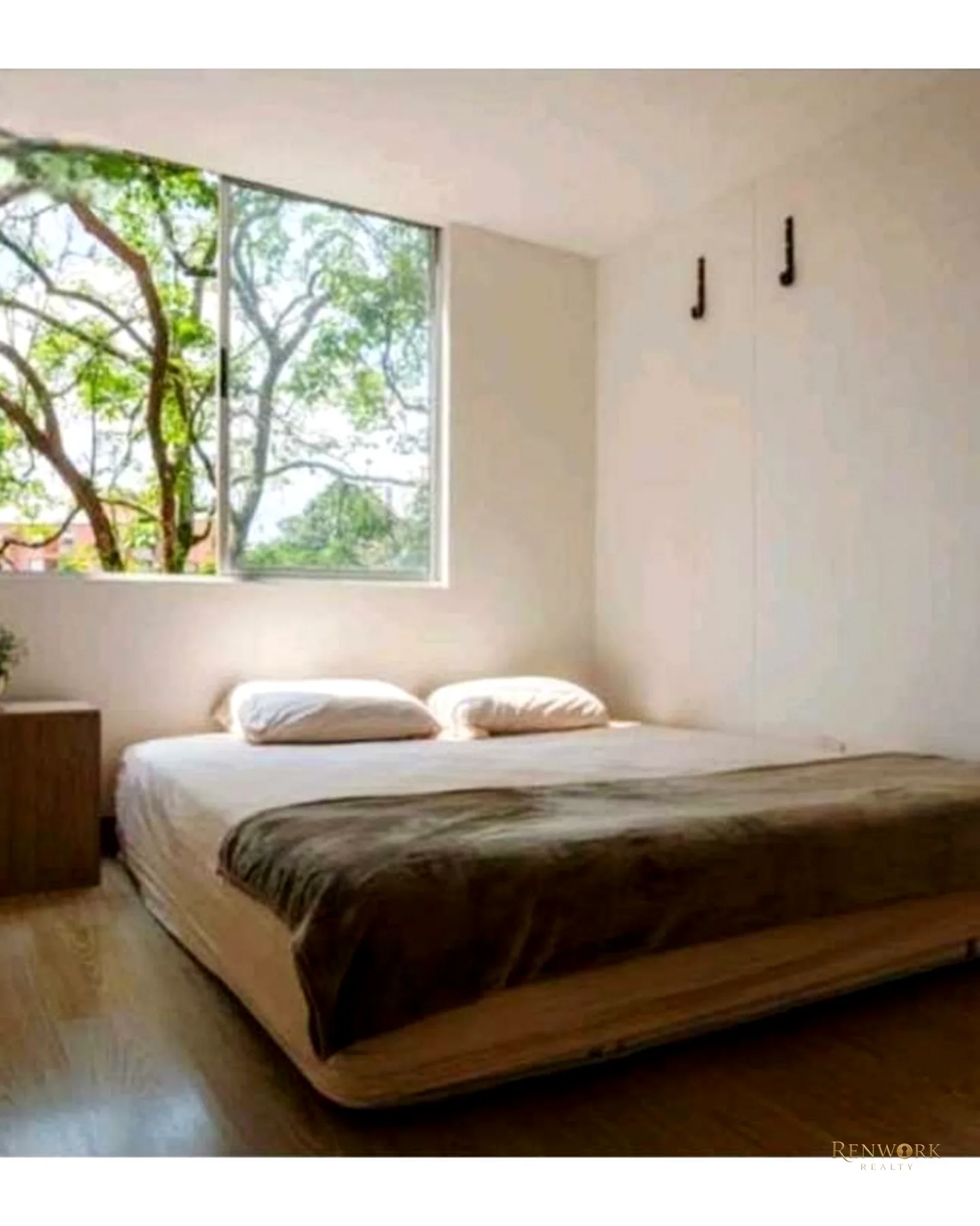 VENTA APARTAMENTO REMODELADO Y AMOBLADO EN LALINDE MEDELLIN · foto 7