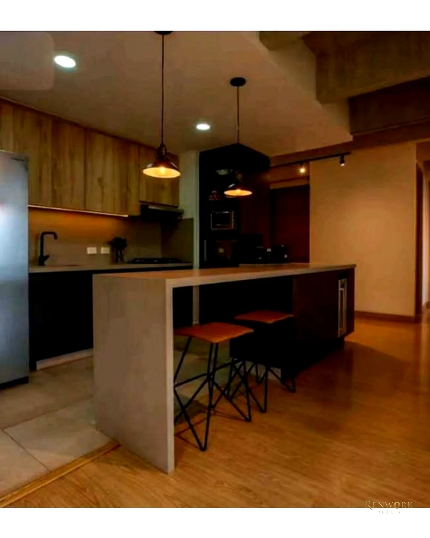 VENTA APARTAMENTO REMODELADO Y AMOBLADO EN LALINDE MEDELLIN · foto 5