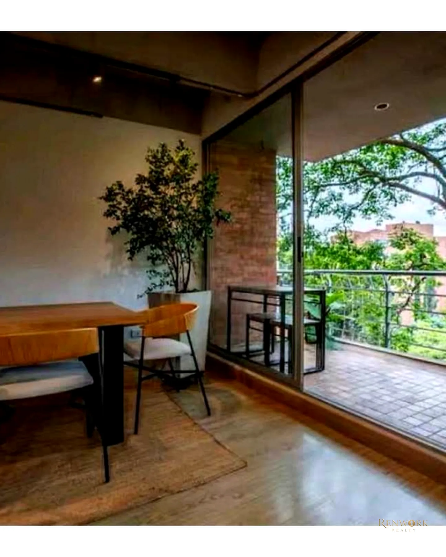 VENTA APARTAMENTO REMODELADO Y AMOBLADO EN LALINDE MEDELLIN · foto 2
