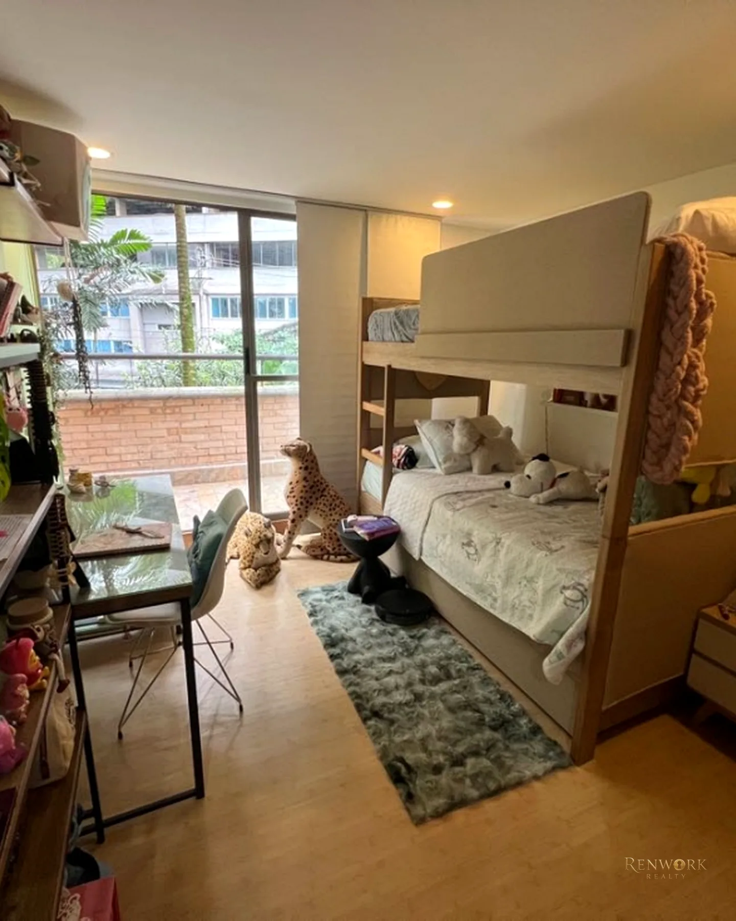 VENTA APARTAMENTO SABANETA CON TERRAZA · foto 5