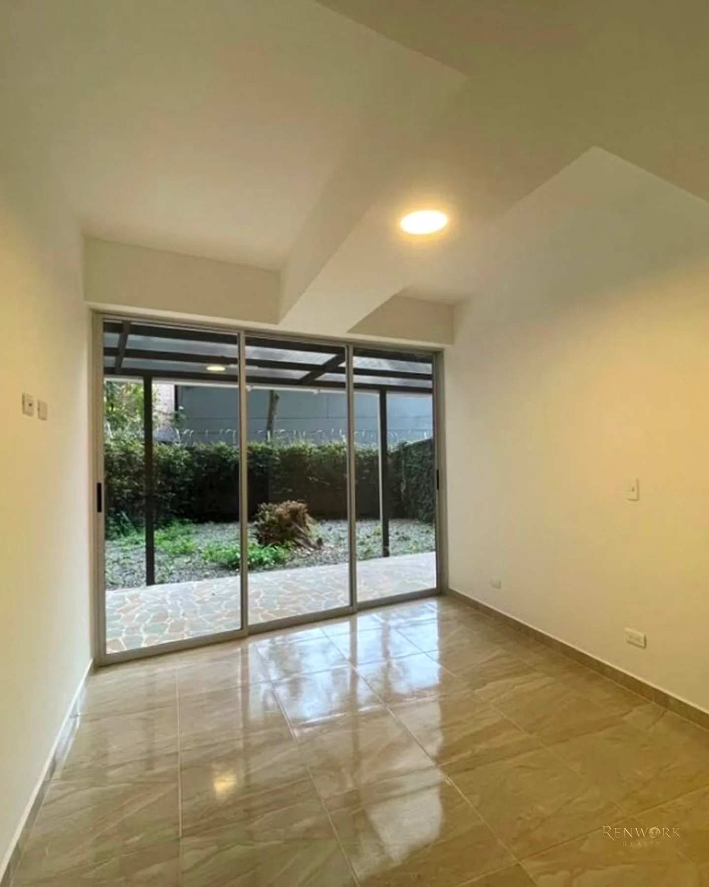 VENTA APARTAMENTO SABANETA LAS LOMITAS · foto 8