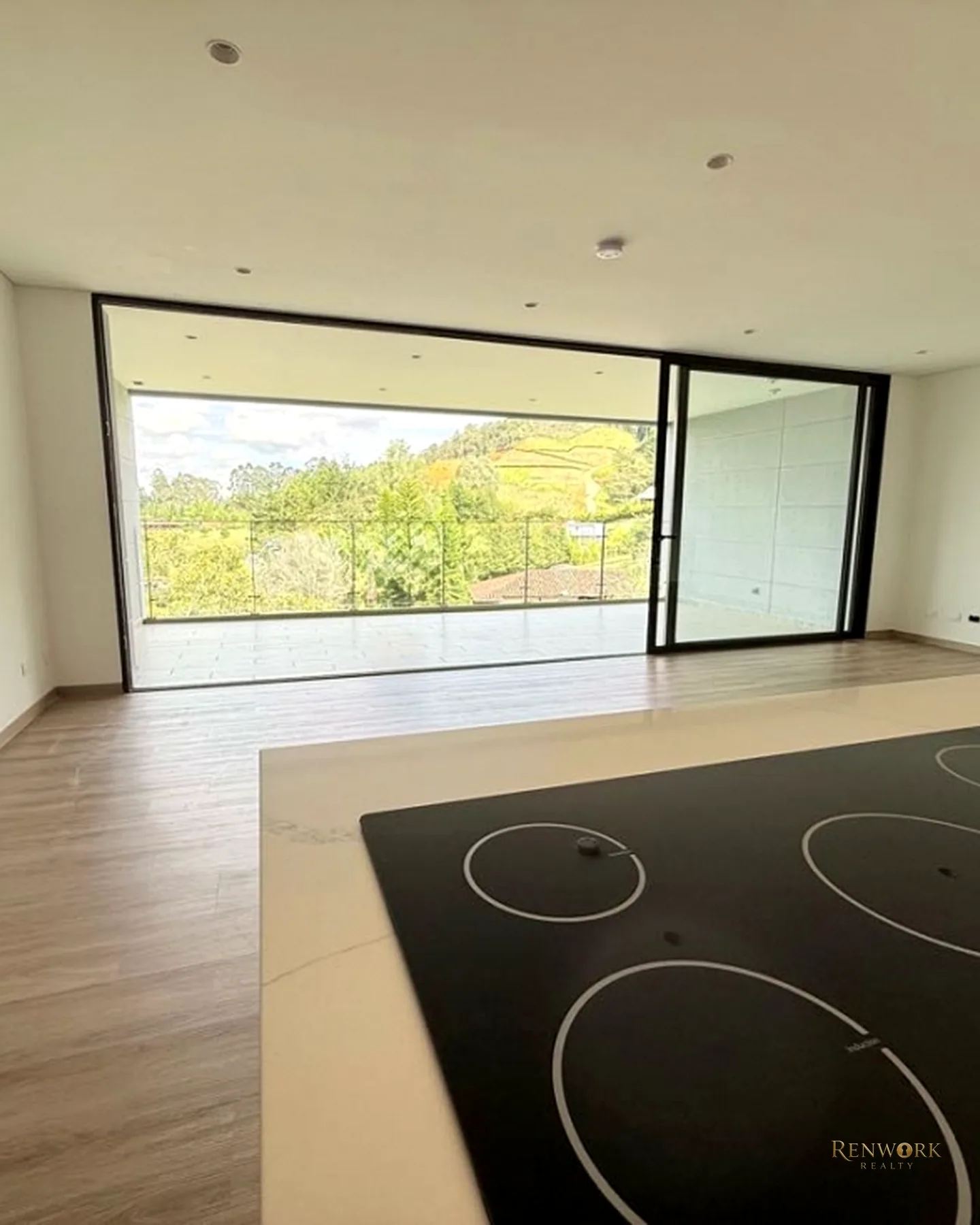 VENTA APARTAMENTO SAJONIA RIONEGRO 127 MTS2 SILENCIOSO · foto 3