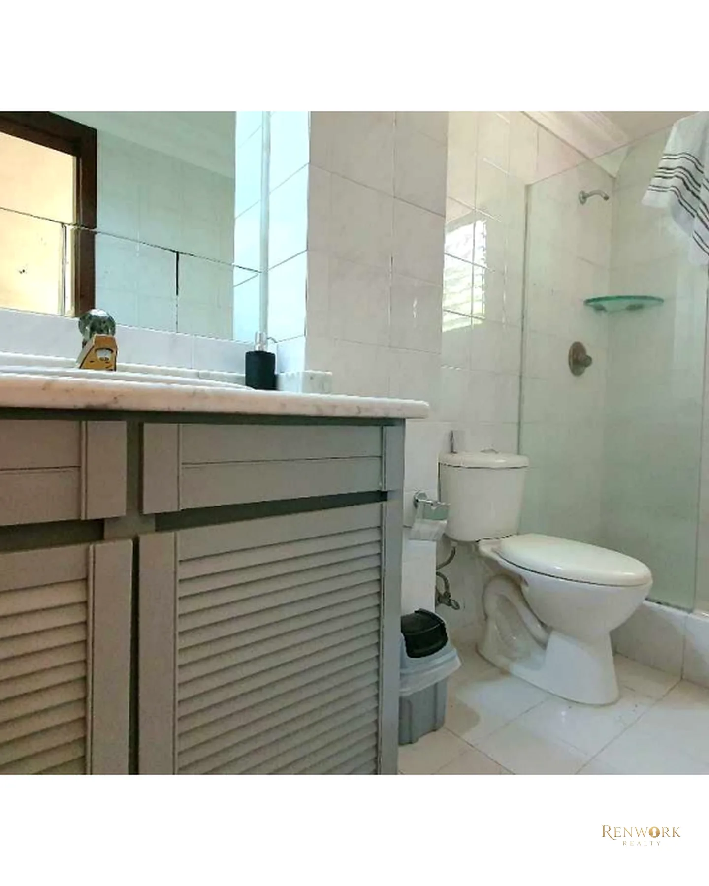 VENTA APARTAMENTO SECTOR EL CAMPESTRE MALL DRIVEIN EL POBLADO MEDELLIN · foto 14