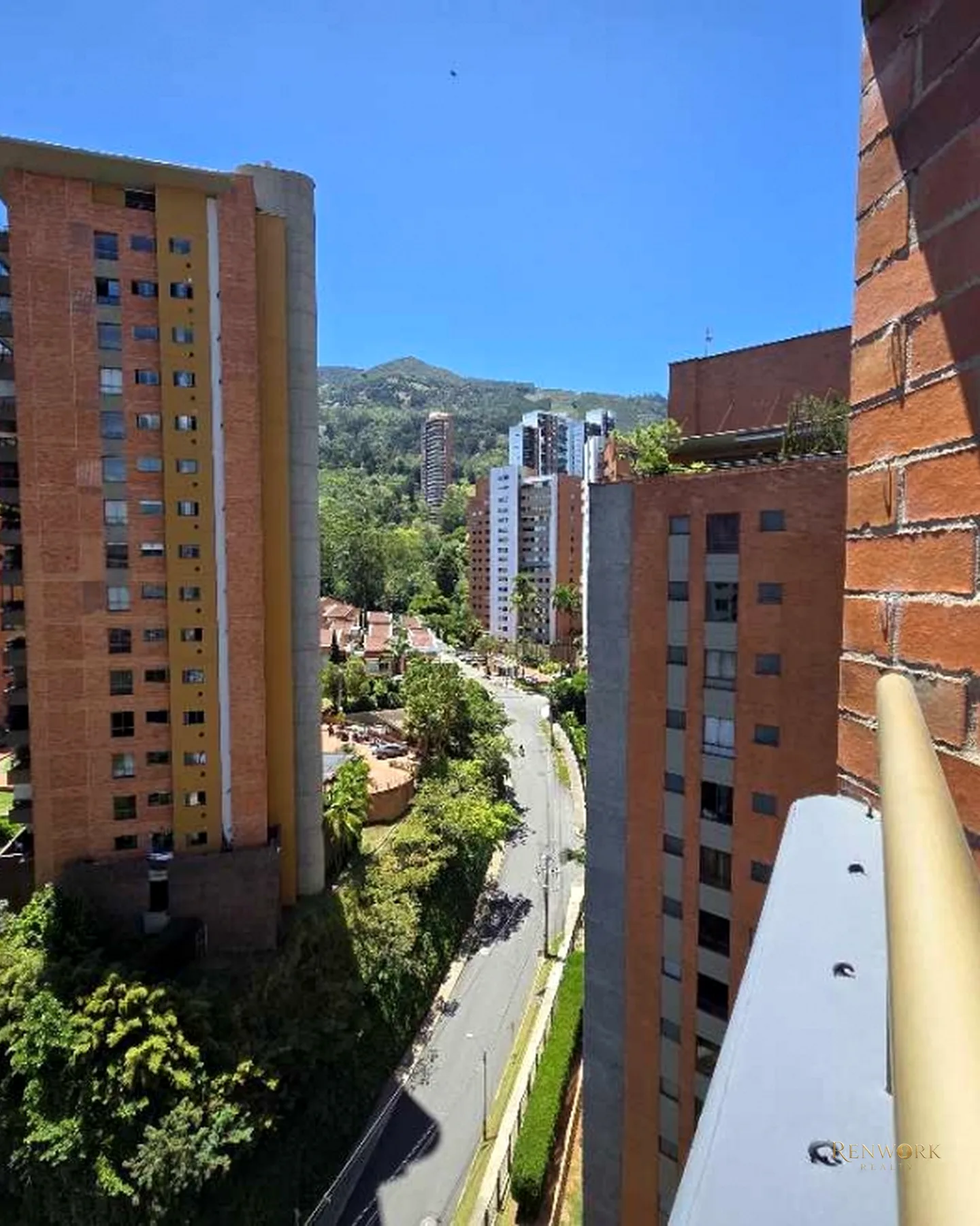 VENTA APARTAMENTO SECTOR EL TESORO 126 M2 VISTA ESPECTACULAR · foto 16