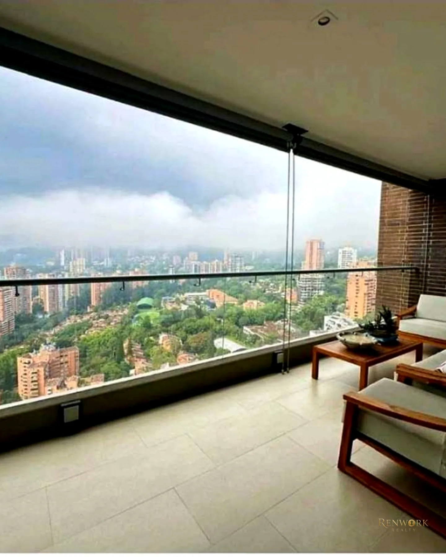 VENTA APARTAMENTO TRANSVERSAL SUPERIOR CERCA AL COLEGIO MARYMOUT · foto 13