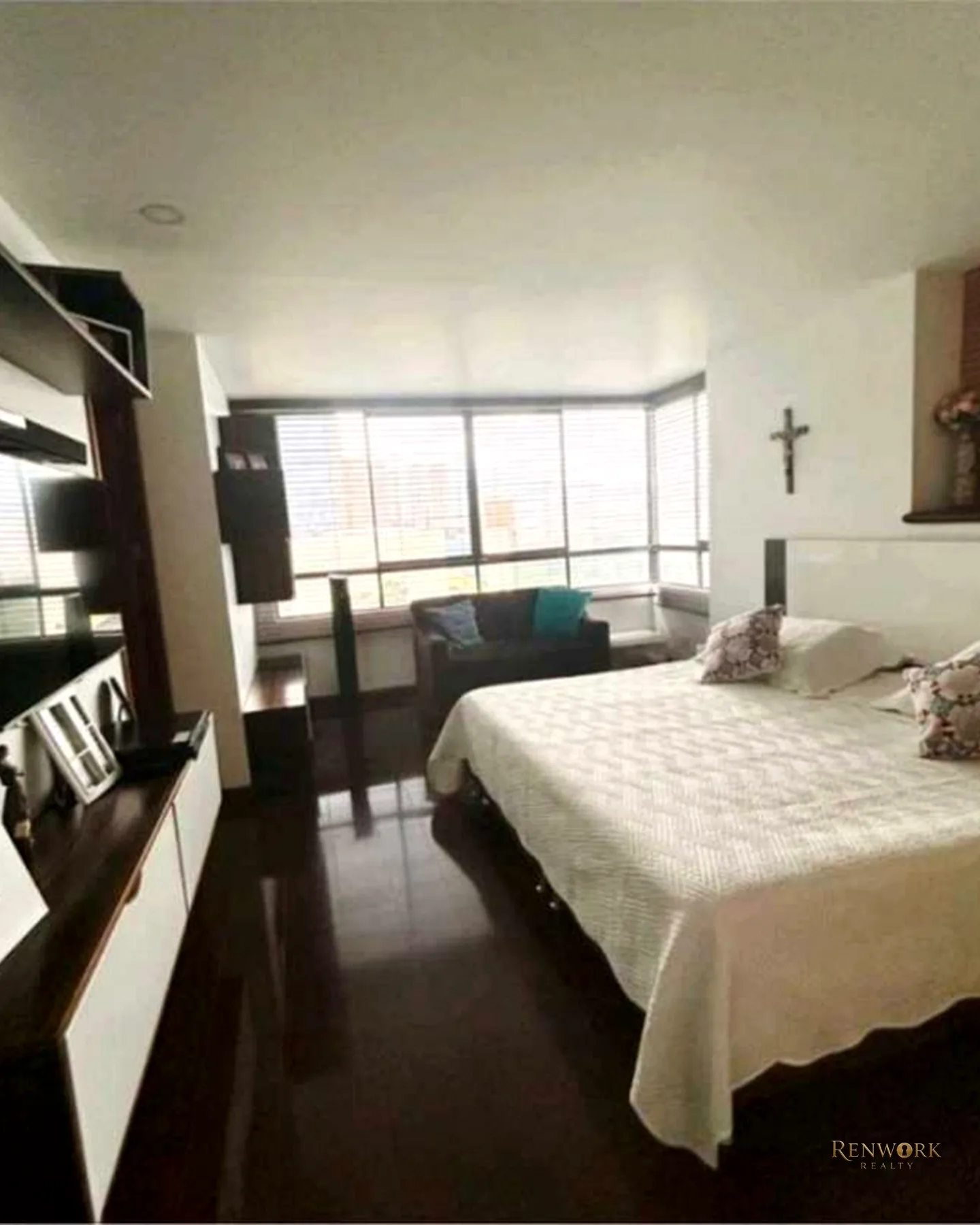 VENTA APARTAMENTOS POBLADO EL TESORO · foto 10