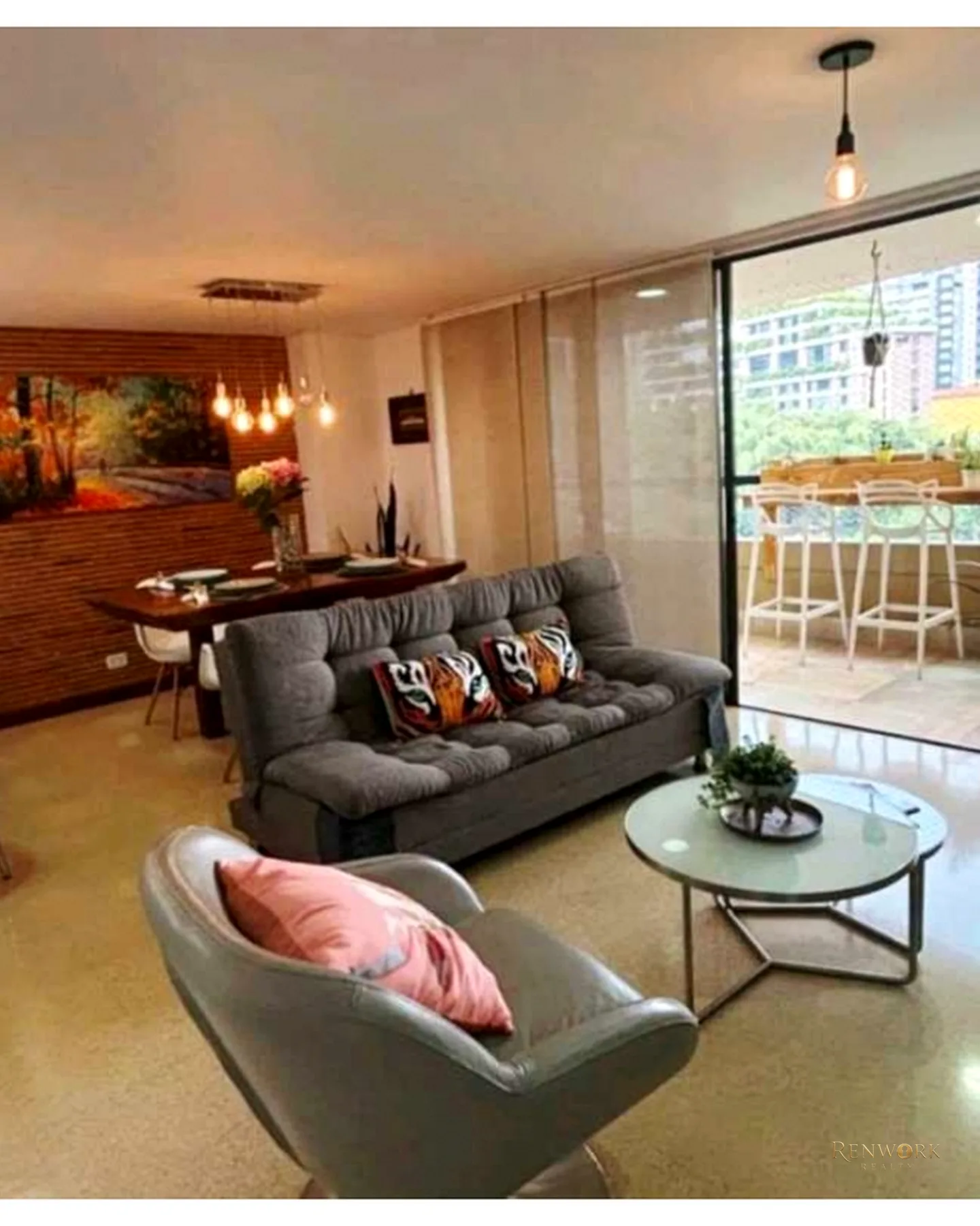 VENTA APARTAMENTOS POBLADO EL TESORO · foto 3