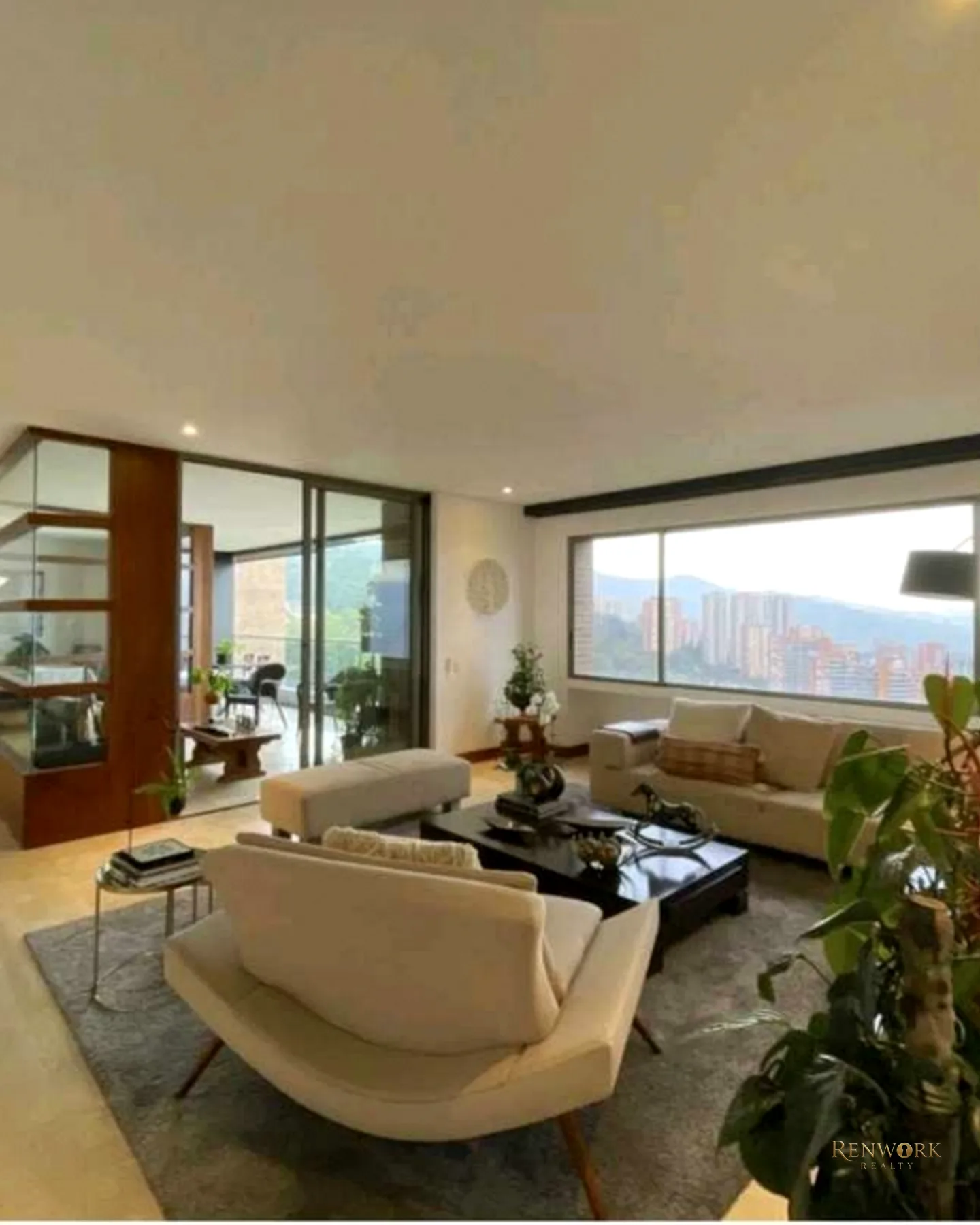 VENTA APTO ALTOS DEL POBLADO LAS PALMAS EXCLUSIVO CON ASCENSOR PRIVADO · foto 3