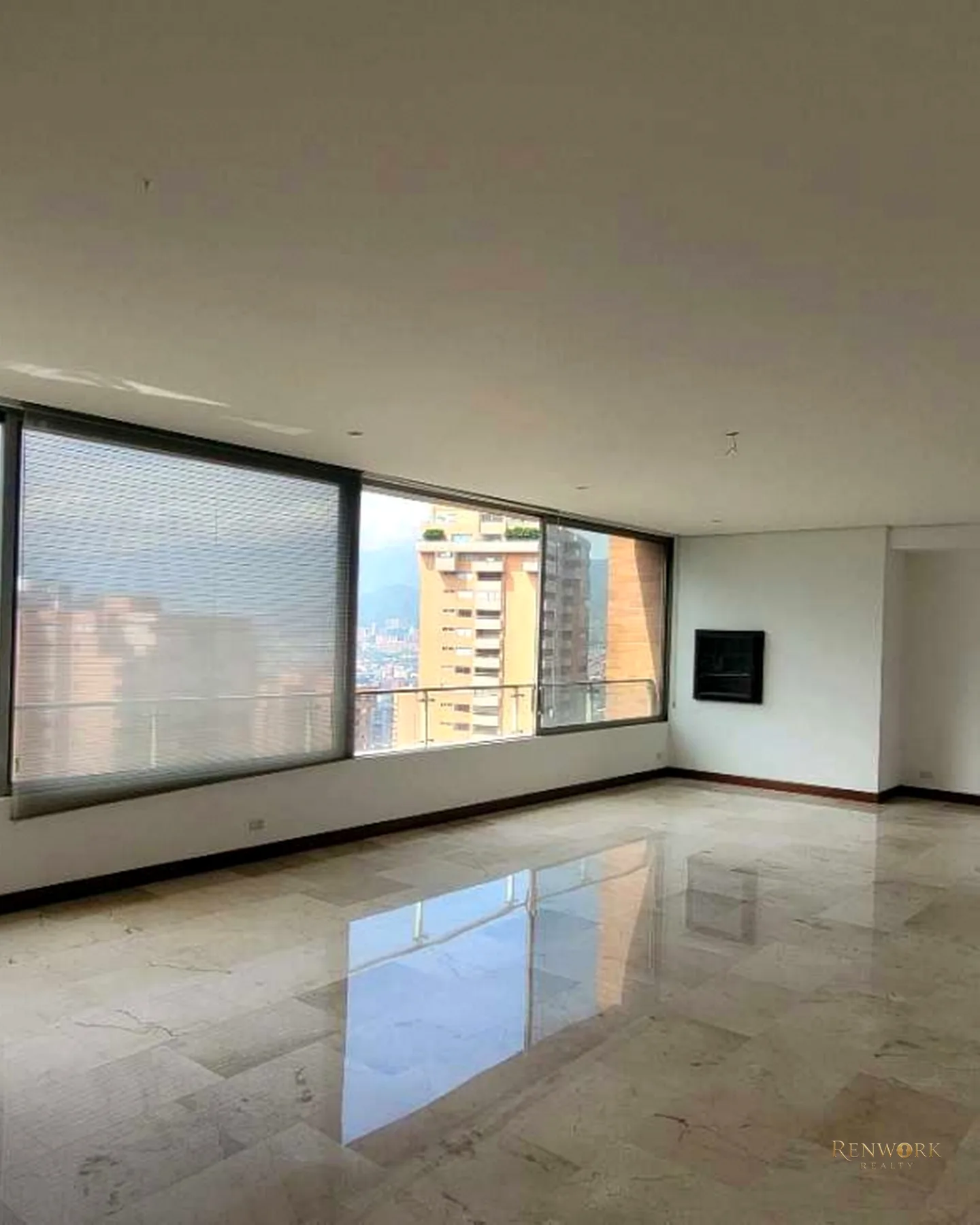 VENTA APTO CON VISTA HERMOSA EN EL POBLADO/TOMATERA. · foto 2