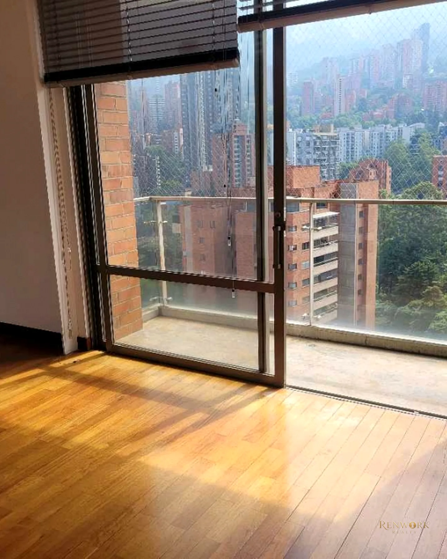 VENTA APTO CON VISTA HERMOSA EN EL POBLADO/TOMATERA. · foto 12