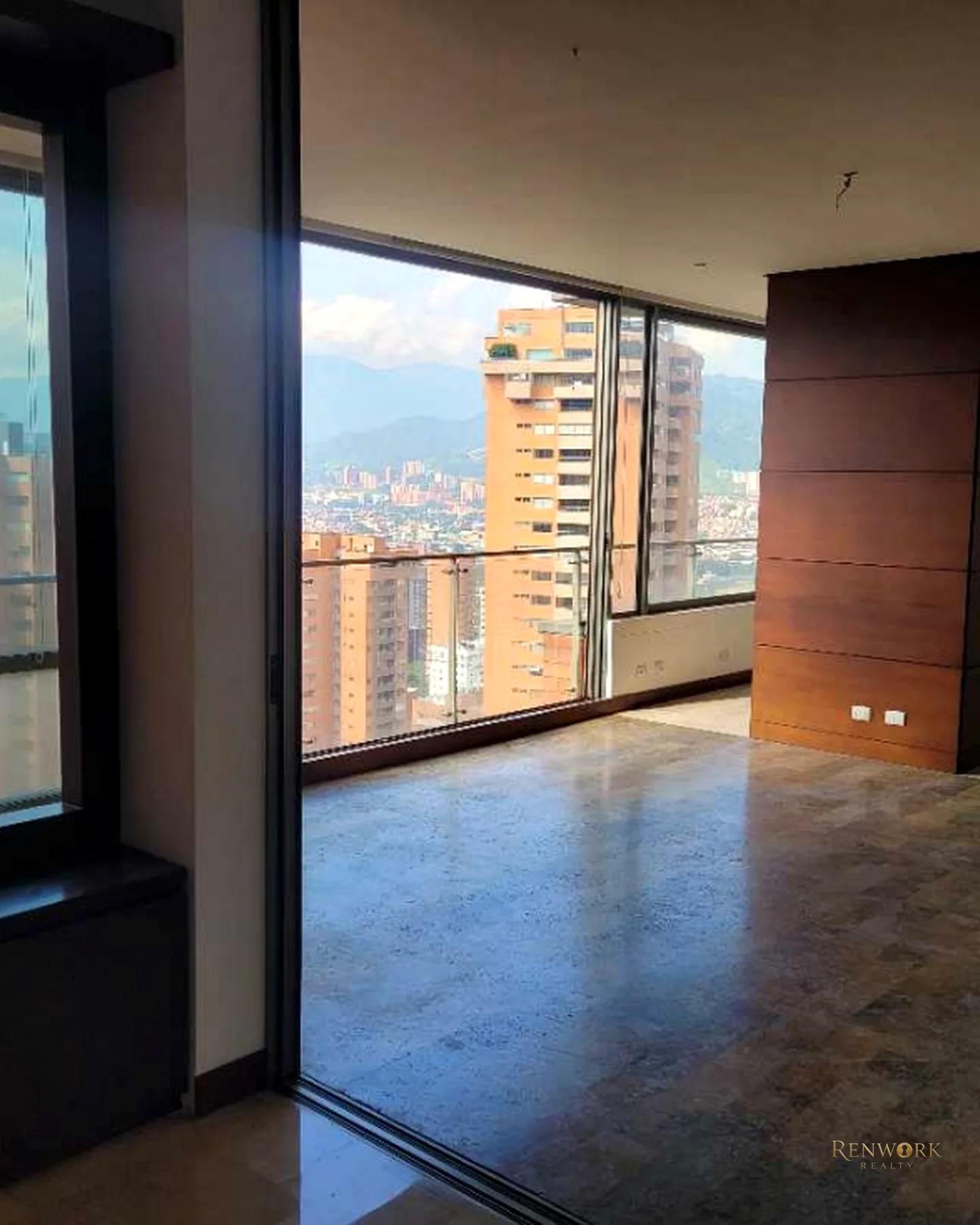 VENTA APTO CON VISTA HERMOSA EN EL POBLADO/TOMATERA. · foto 7