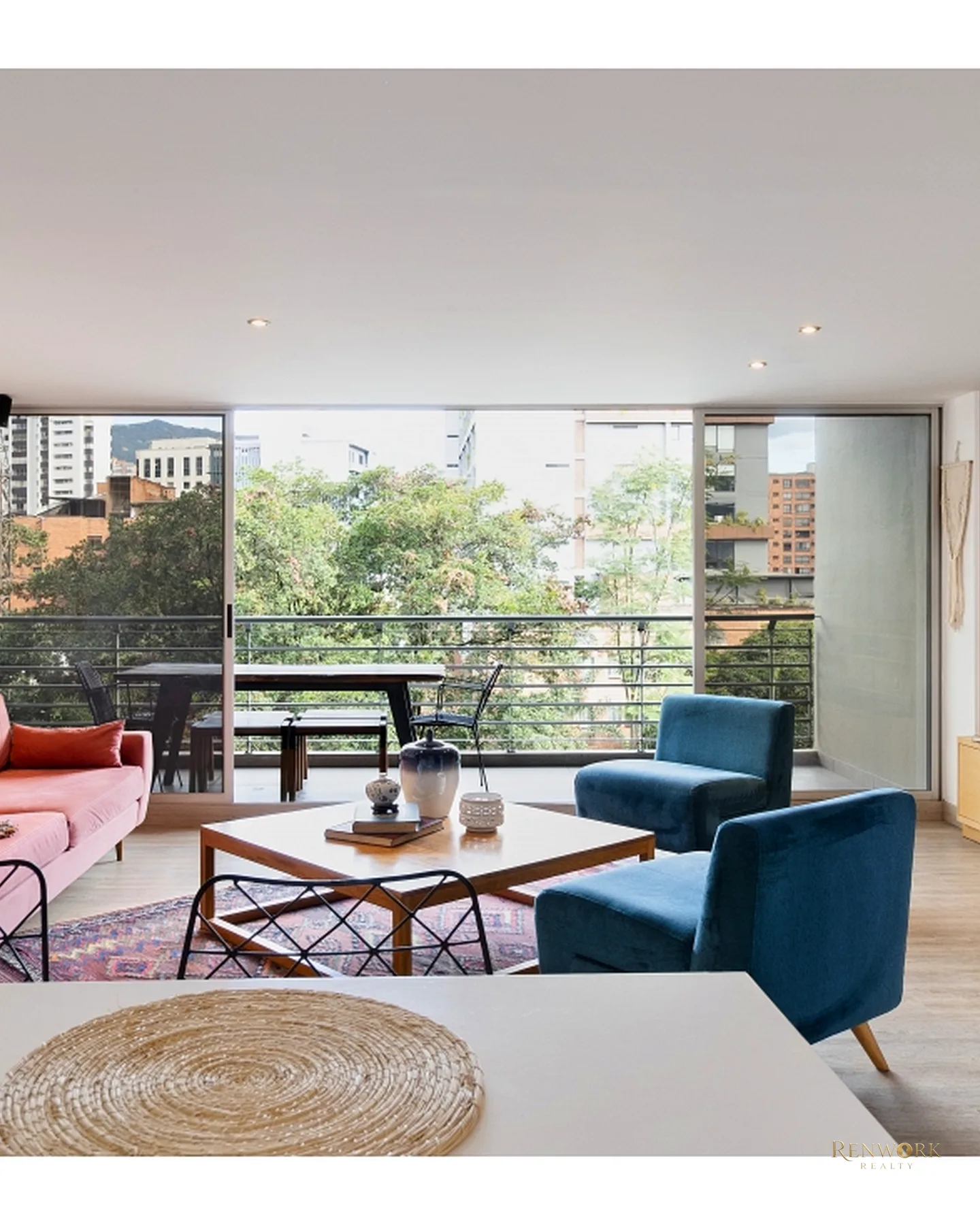 VENTA APTO EN POBLADO-ASTORGA REMODELADO, GRAN BALCON · foto 1