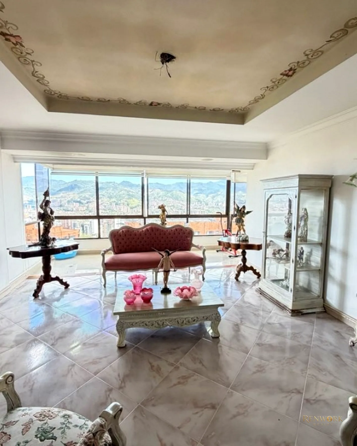 VENTA APTO PARA REMODELAR CON SÚPER VISTA SECTOR LOS BALSOS · foto 2