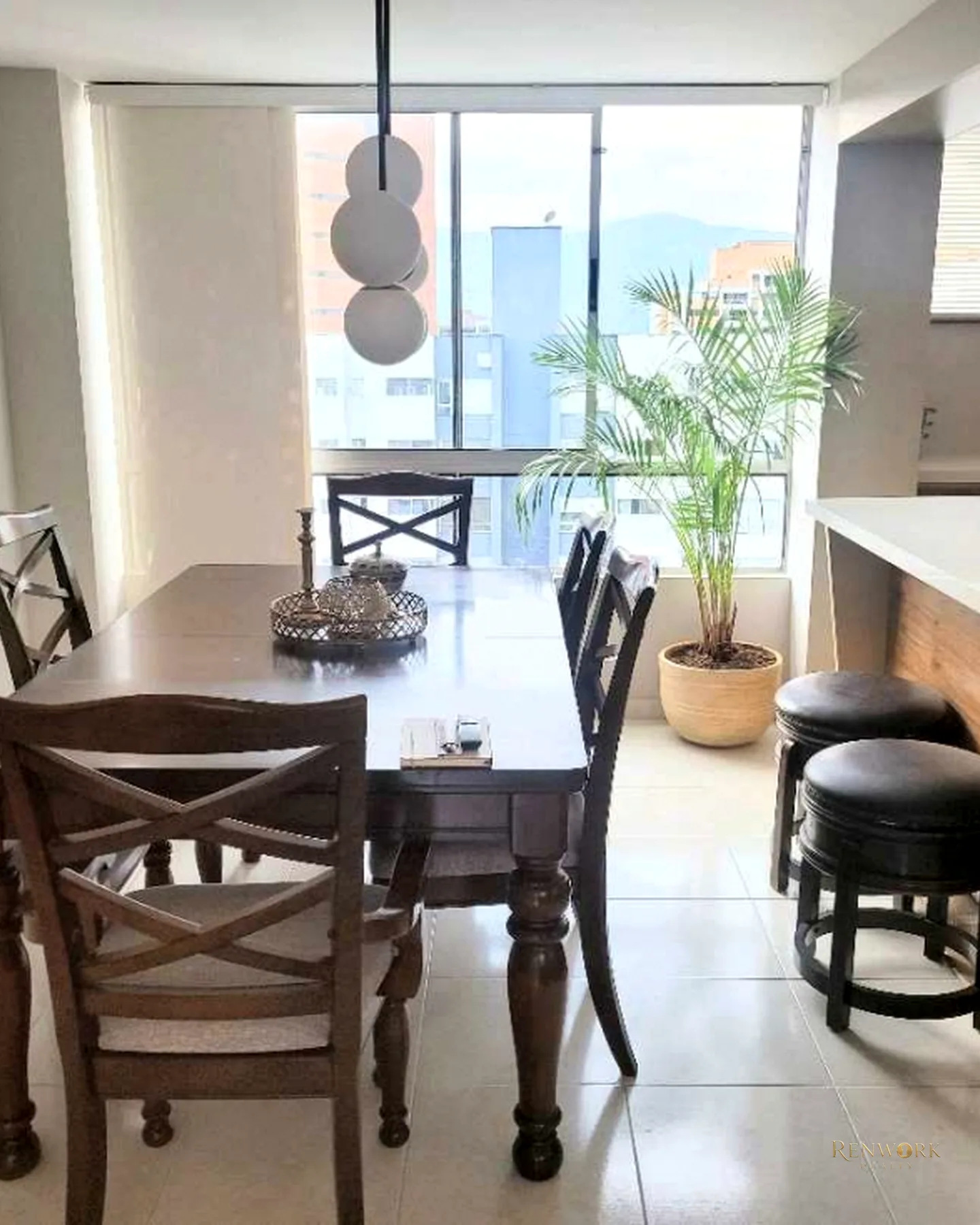 VENTA APTO REMODELADO EN EL POBLADO BALSOS CERCA DE TODO · foto 6