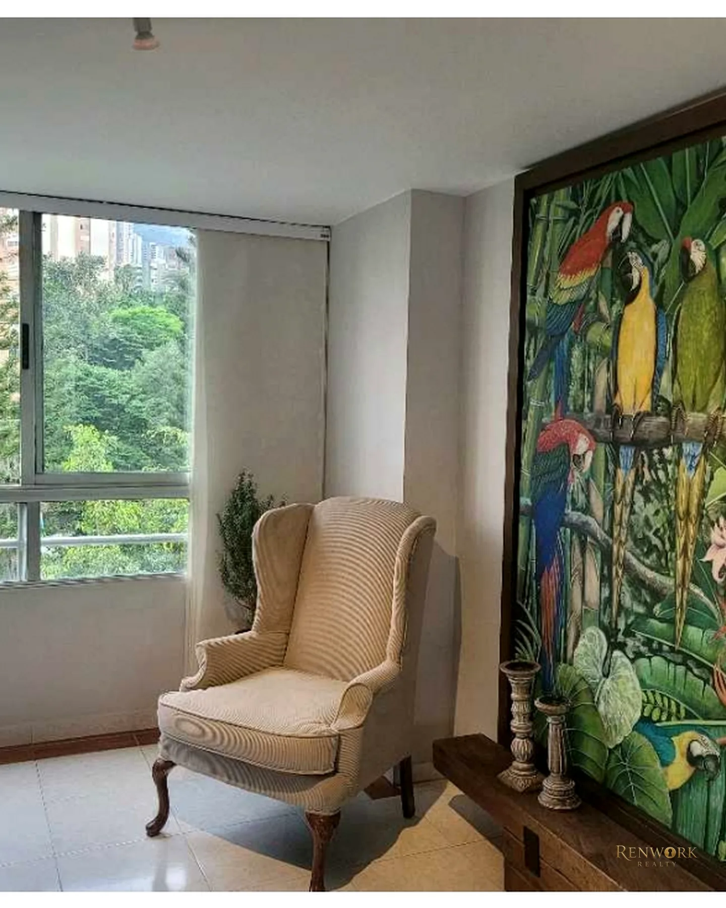 VENTA APTO REMODELADO EN EL POBLADO BALSOS CERCA DE TODO · foto 9