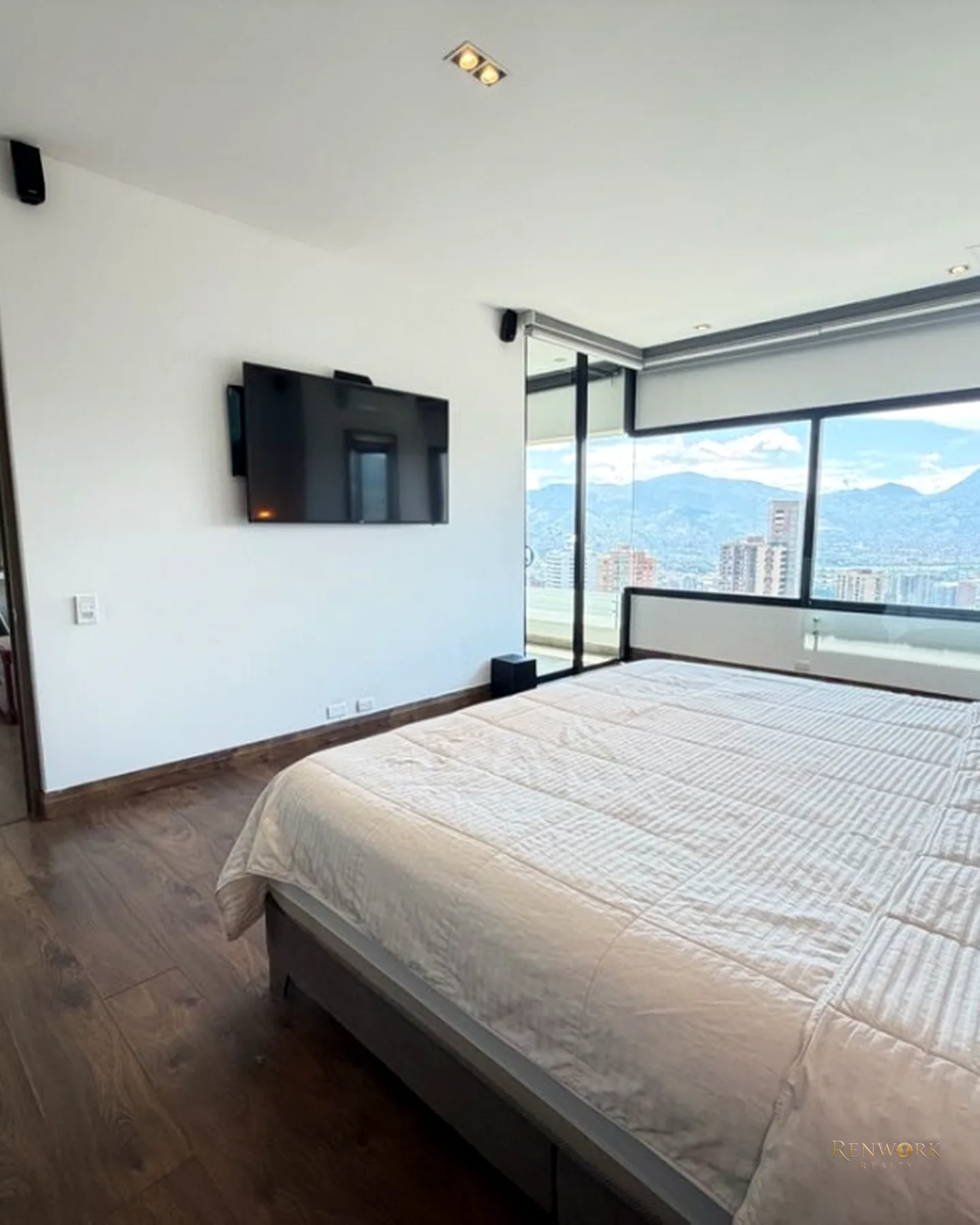 VENTA/ARRIENDO APARTAMENTO ESPECTACULAR SECTOR CAMPESTRE DRIVE INN · foto 4