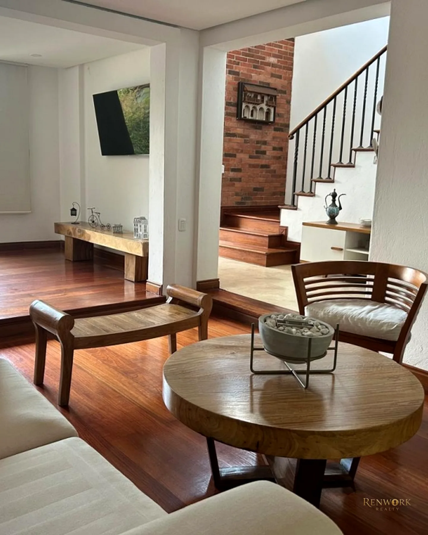 VENTA CASA ALTOS DEL POBLADO MEDELLÍN 308,56 MTS2 · foto 2