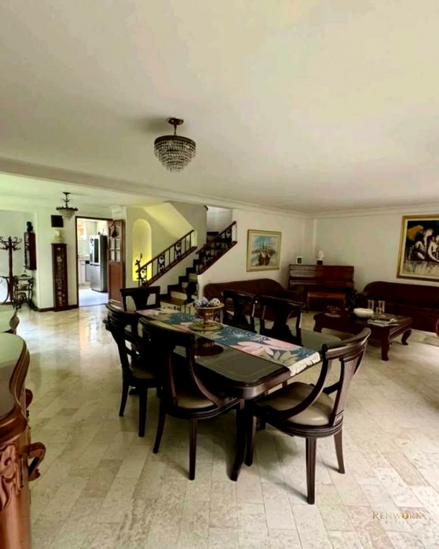 VENTA CASA BARRIO POBLADO GRAN FORMATO 470 MT2 CON JARDIN Y MODERNA · foto 4