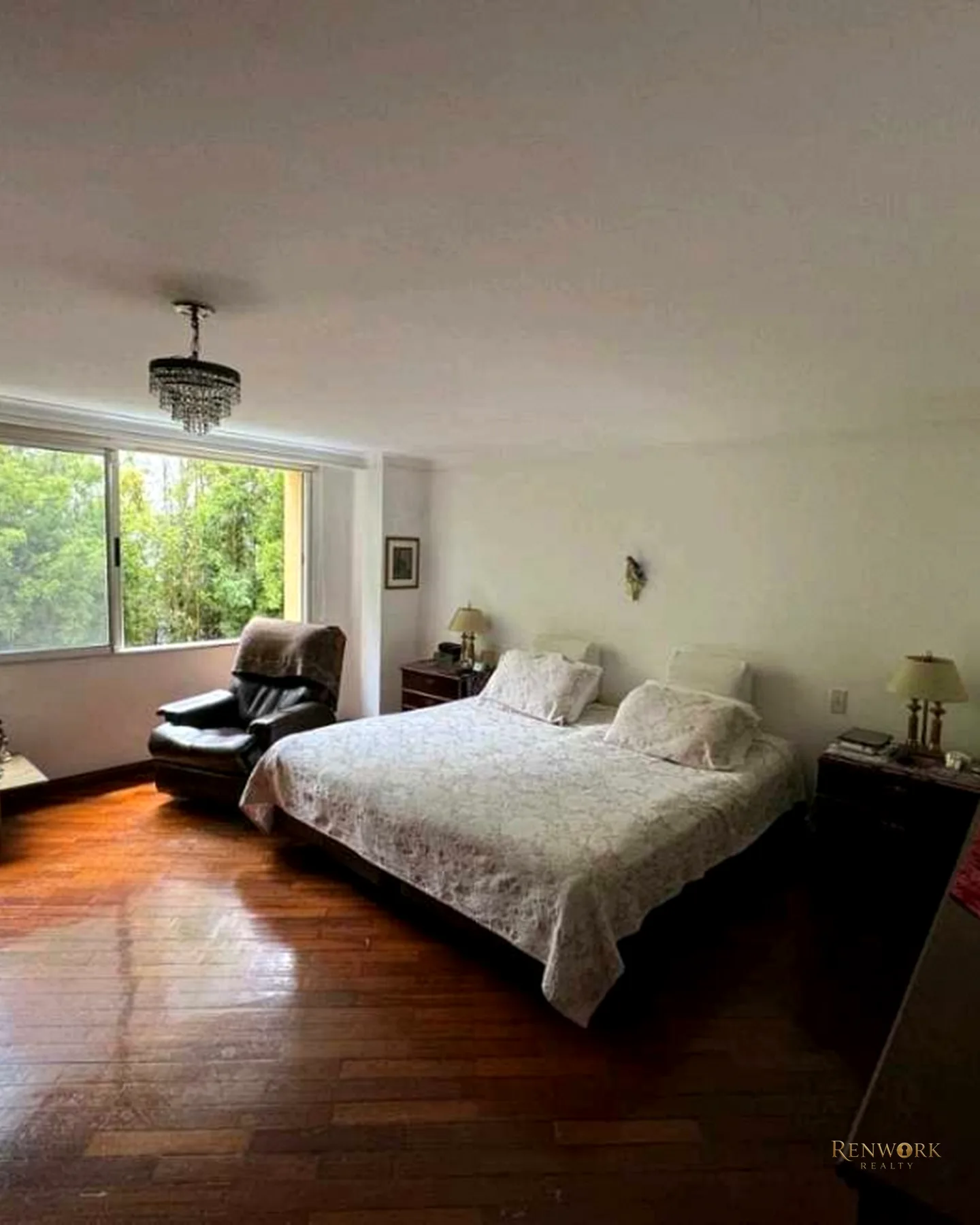 VENTA CASA BARRIO POBLADO GRAN FORMATO 470 MT2 CON JARDIN Y MODERNA · foto 19